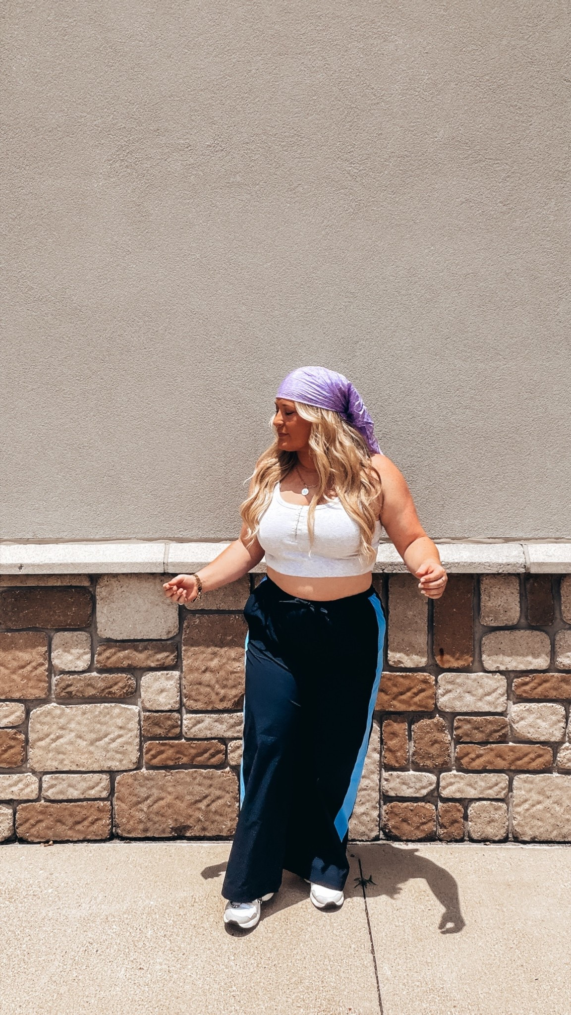 Sporty everyday look!

#LTKdayinmylife #LTKmomlife #LTKgrwm
