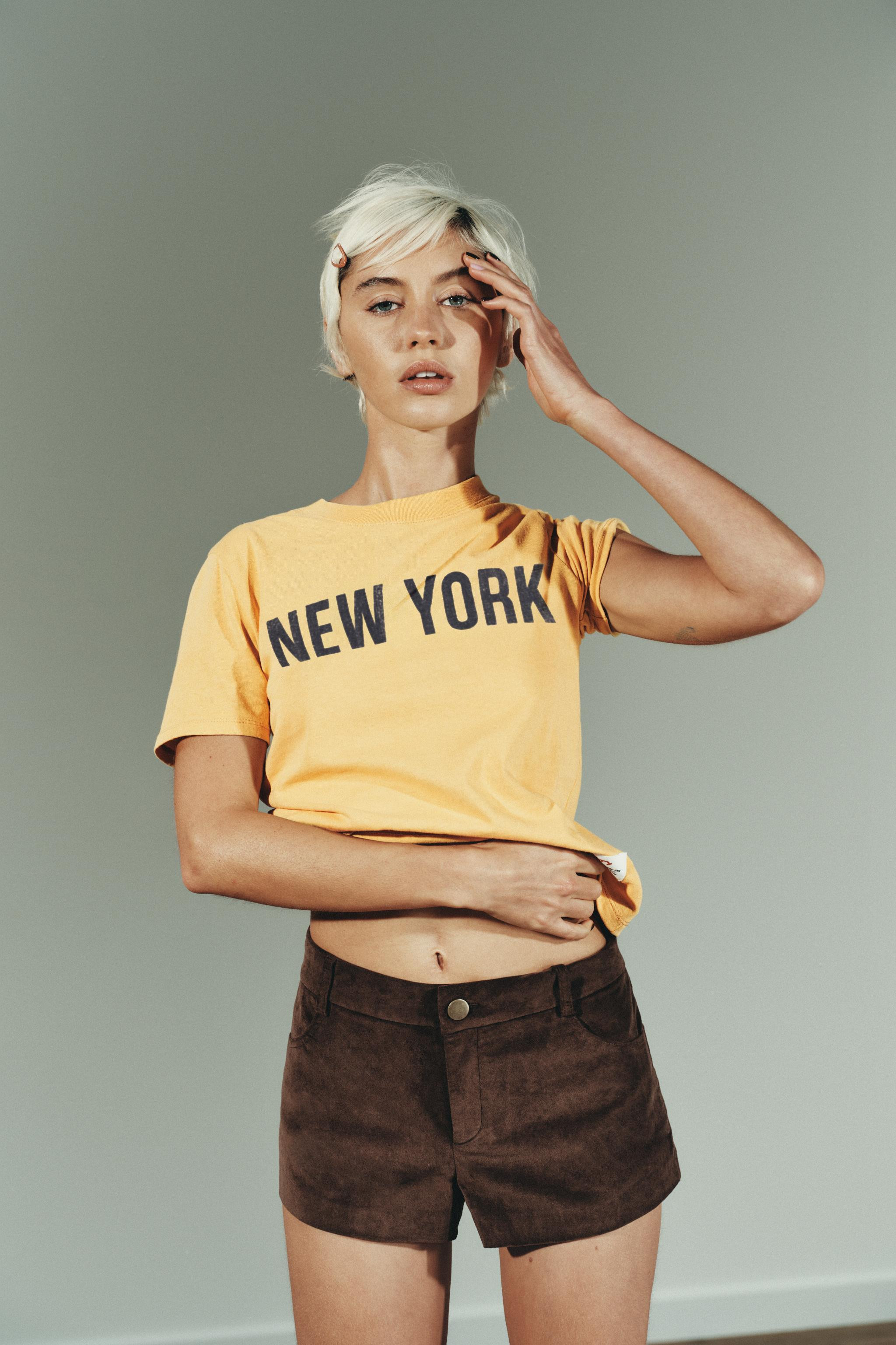 SHORTS MINI EFFETTO PELLE SCAMOSCIATA | Zara IT