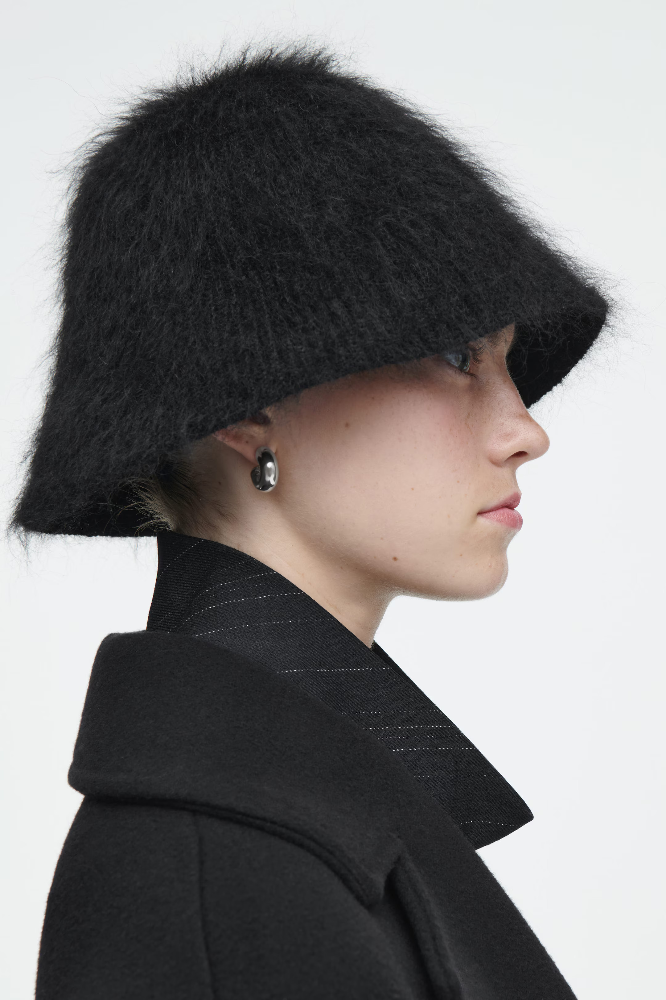 MOHAIR BUCKET HAT - BLACK | COS (AU)
