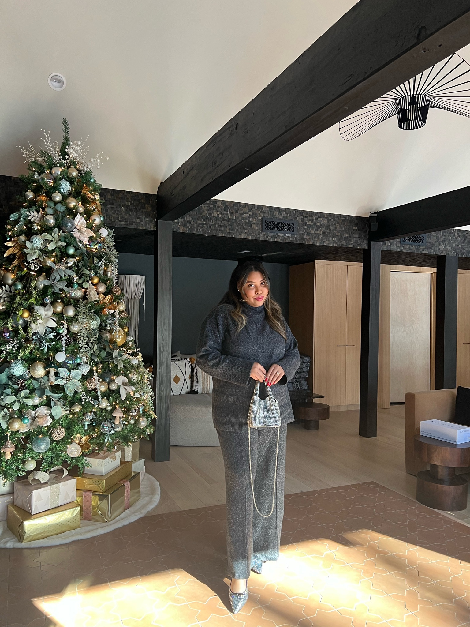 Christmas Outfit Idea 🎄

#LTKstyletip #LTKSeasonal #LTKsalealert