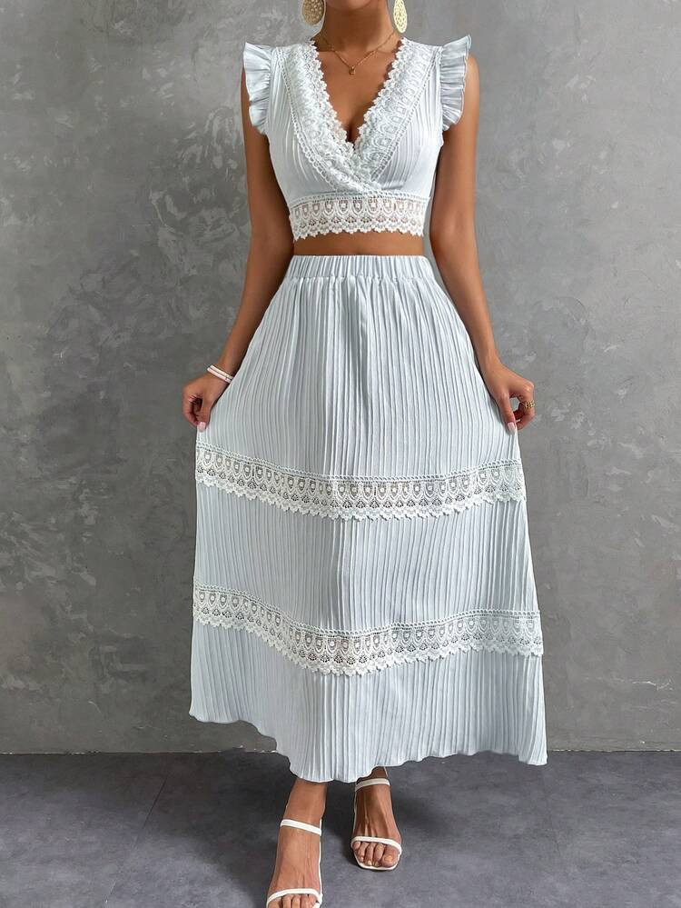 SHEIN VCAY Contrast Guipure Lace Ruffle Trim Crop Top & Skirt | SHEIN