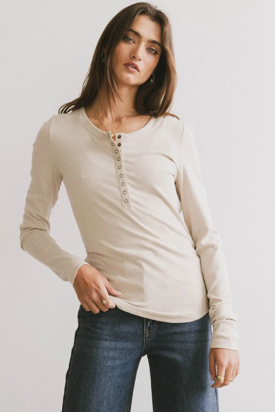 Ivanna Henley Top in Natural | Böhme US