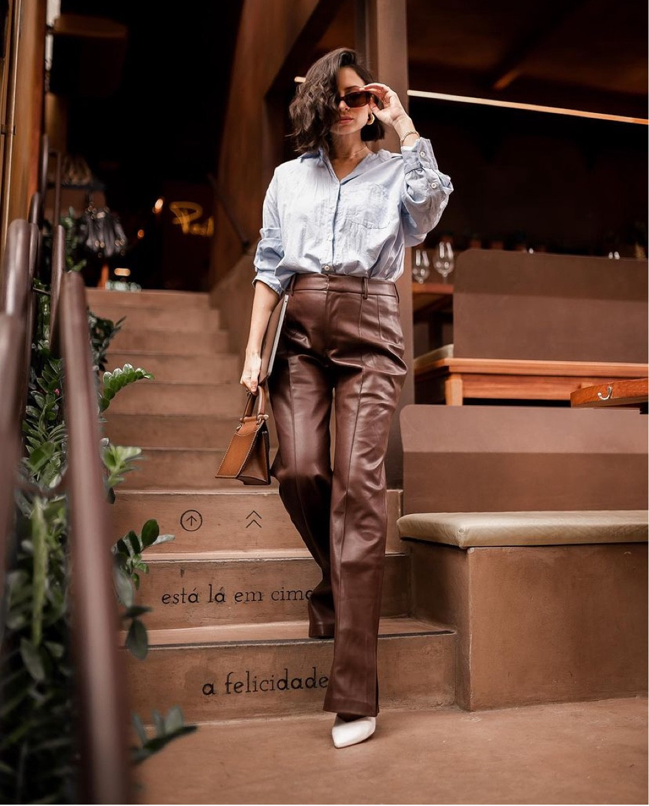 Já experimentaram essa combinação de marrom com azul? Uma das minhas favoritas. Testa e me conta! 

#LTKstyletip #LTKbrasil #LTKFind