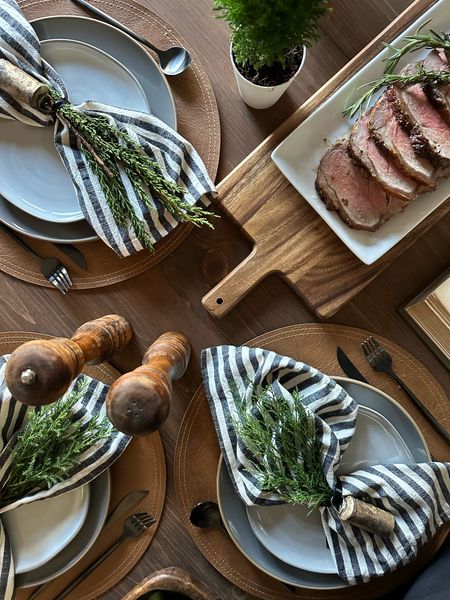 Shop this beautiful, layered with wood and natural elements tablescape to wow your guests at your next dinner party!!



#LTKsalealert #LTKhome #LTKSeasonal