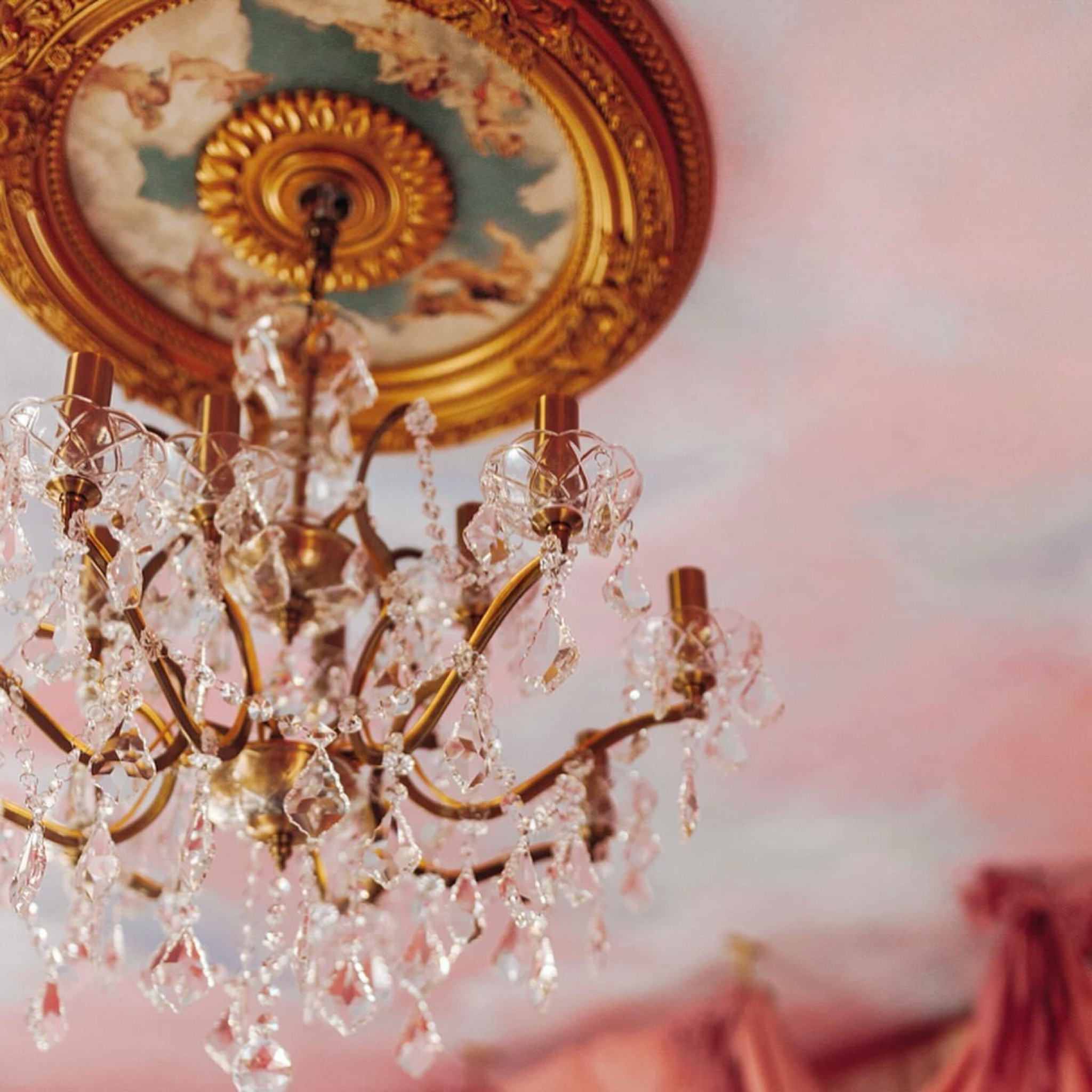 the prettiest combo 🎀💅🏽

#LTKhome