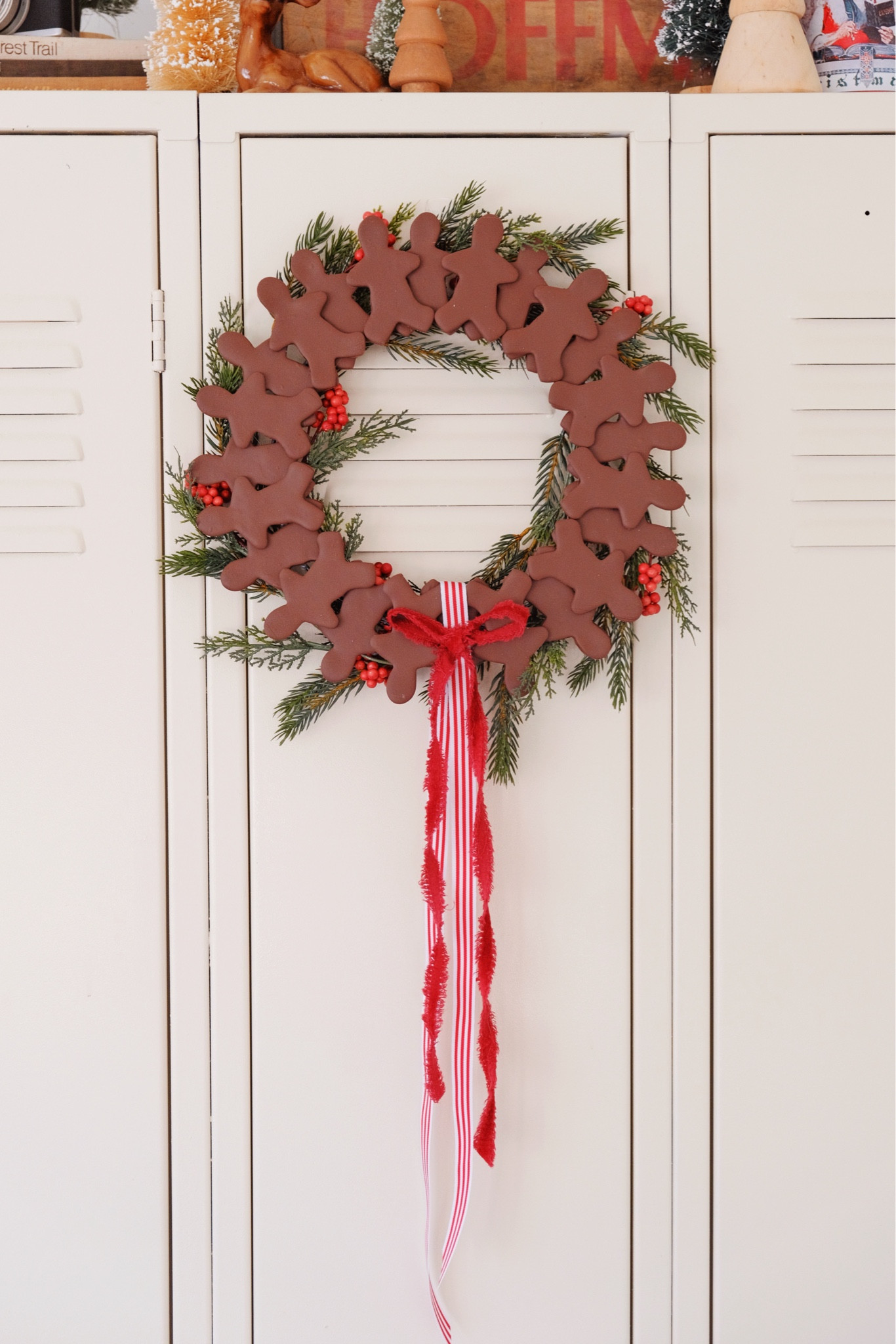 Clay gingerbread wreath 🎄

#LTKSeasonal #LTKHoliday #LTKHome