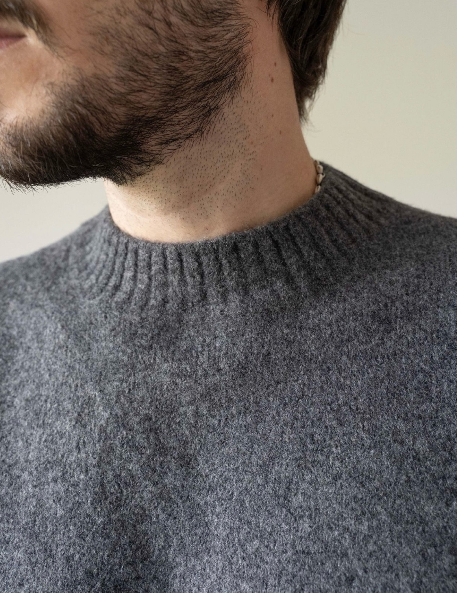 Uniqlo soufflé yarn crew neck jumper, grey jumper, men’s jumper, layering, knitwear, men’s autumn fashion, grey knit, winter fashion 

#LTKautumn #LTKuk #LTKmens