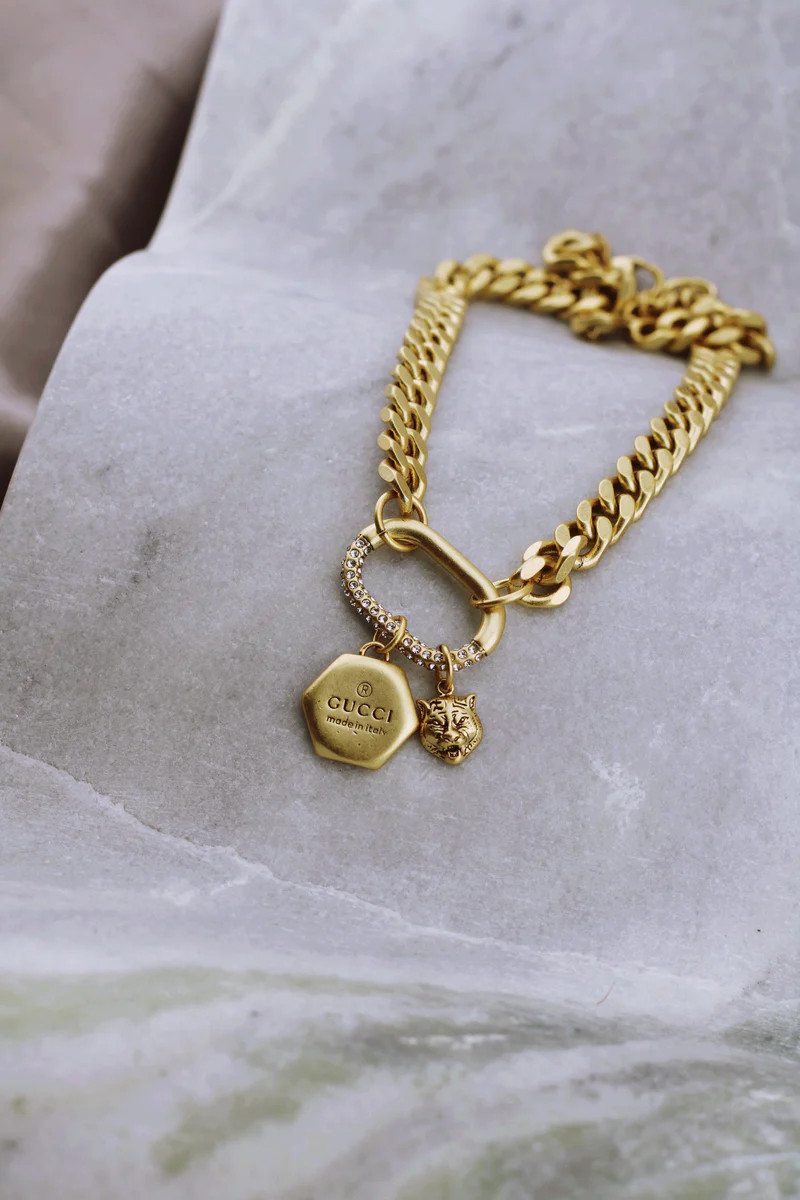 SAVAGE LUXE TAG NECKLACE IN GOLD | raëliv