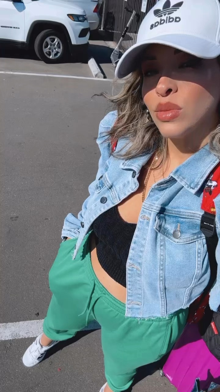 Travel in style with this chic and confortable Outfit. Travel outfit Idea ♥️

#LTKtravel #LTKFind #LTKbeauty