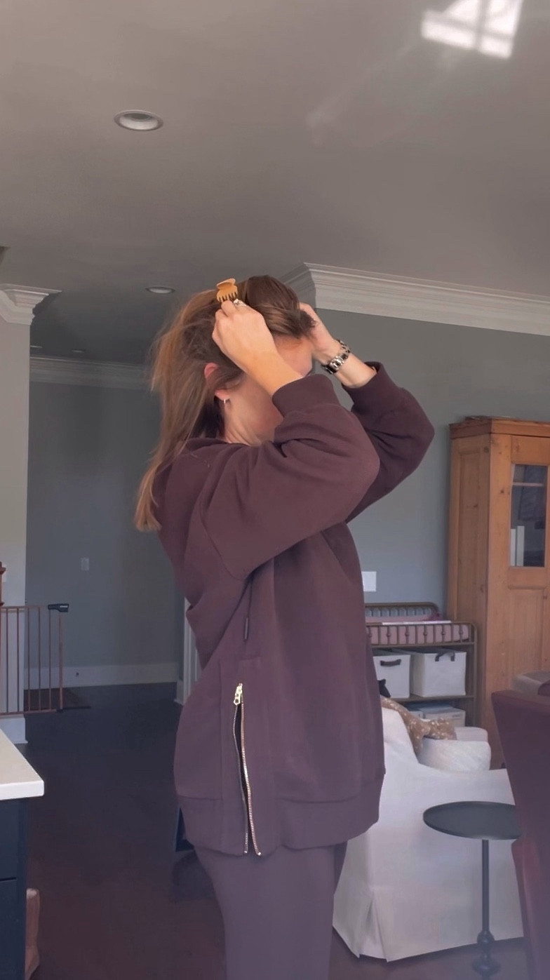 Throw on one color + an outer layer 

#LTKVideo #LTKstyletip #LTKSeasonal