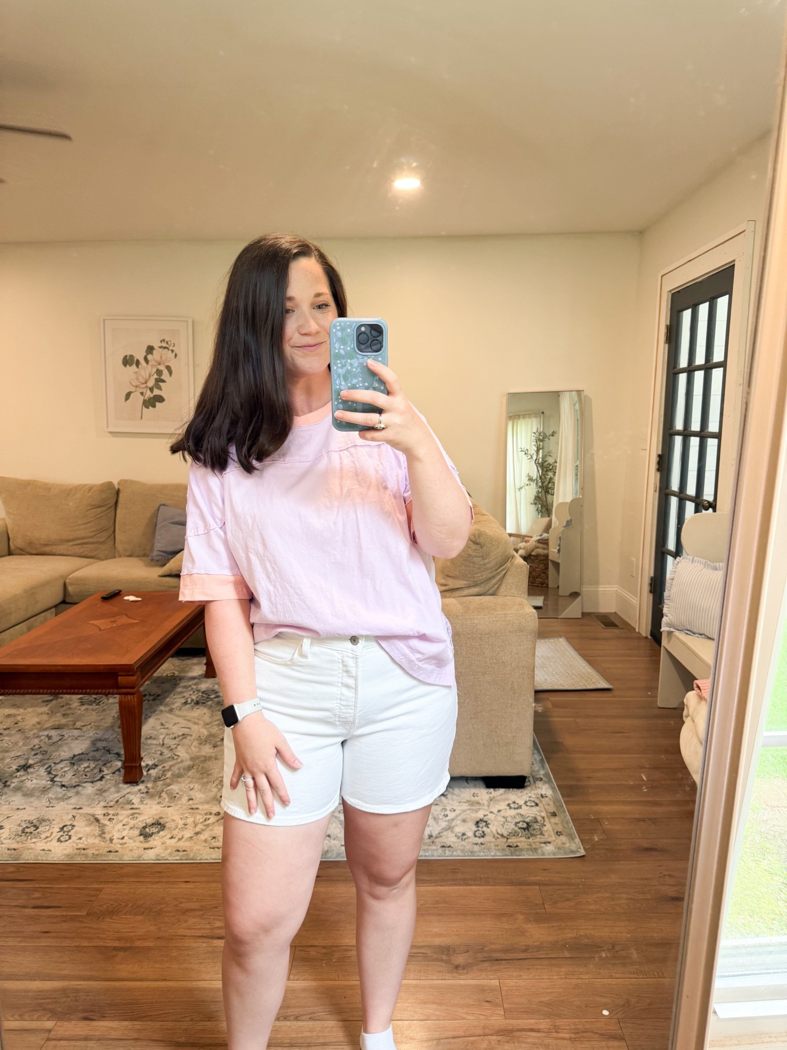 Summer outfit. Clemson gameday outfit. White shorts 