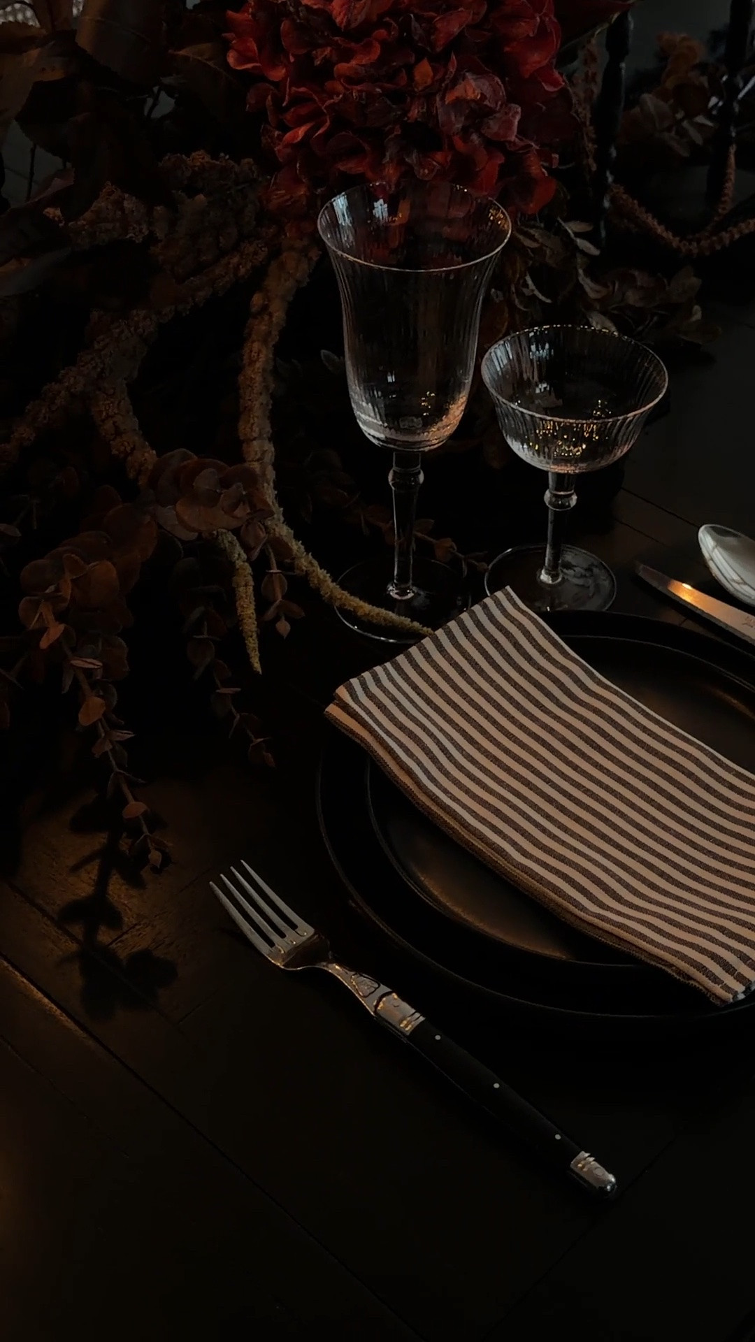 Halloween dinner party essentials 🖤

#LTKSeasonal