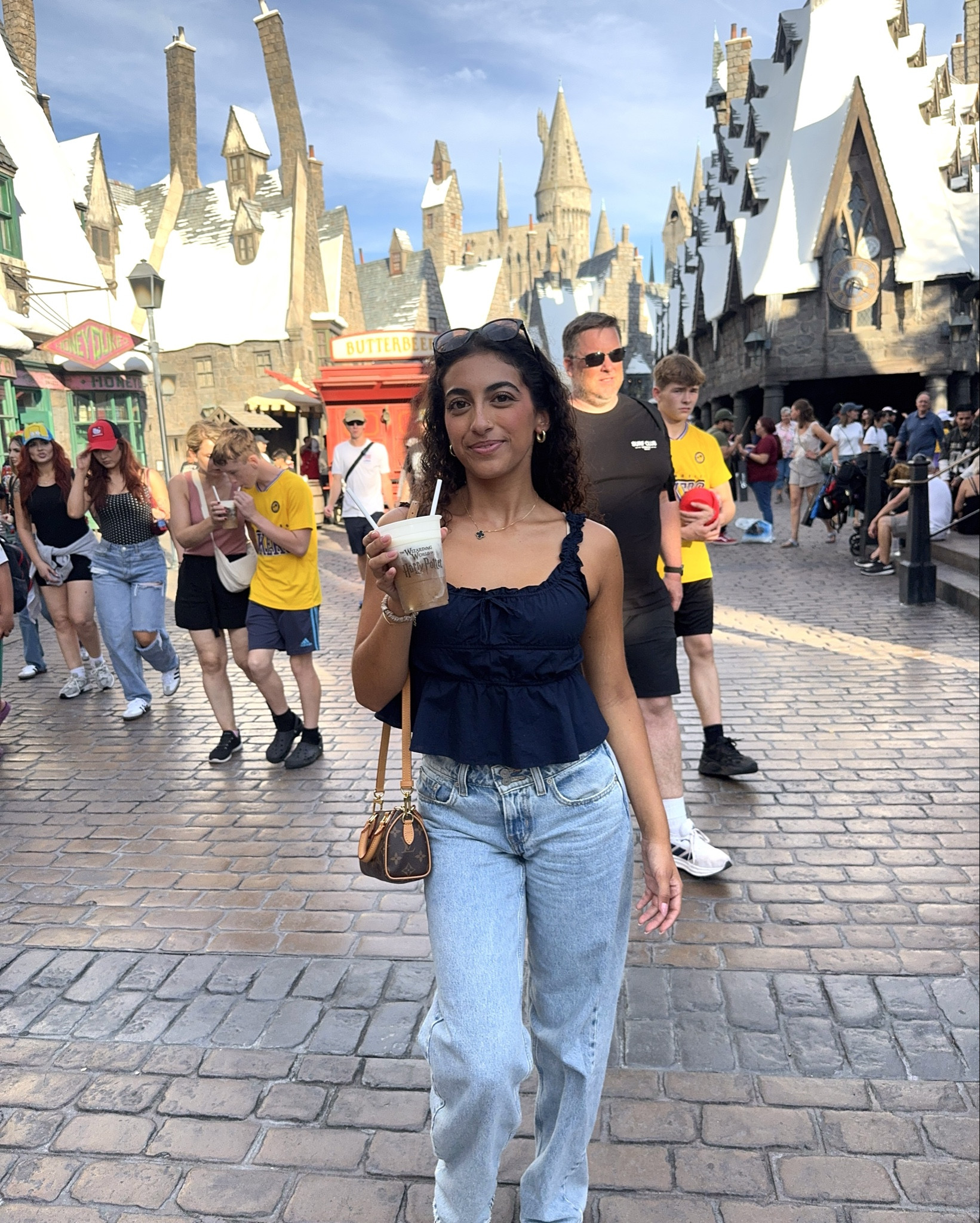 Wore navy blue to match my house 💙🦅

#LTKTravel #LTKStyleTip