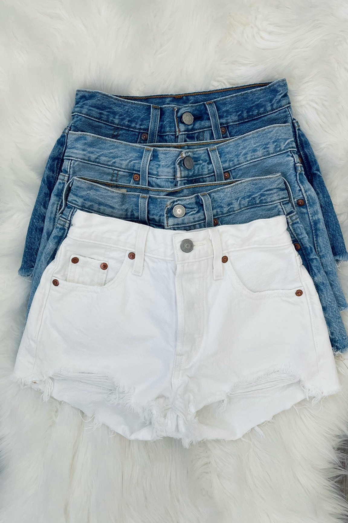 Denim Shorts on SALE
My favorite denim shorts. Petite friendly. They’re just such good quality.
$100 off $250+, $75 off $200, $50 off $150. Automatically applied at checkout. 




Denim shorts, spring fashion, petite friendly shorts, favorite shorts, shorts on sale, under $100, Levi’s, on sale

#LTKfindsunder100 #LTKsalealert #LTKstyletip