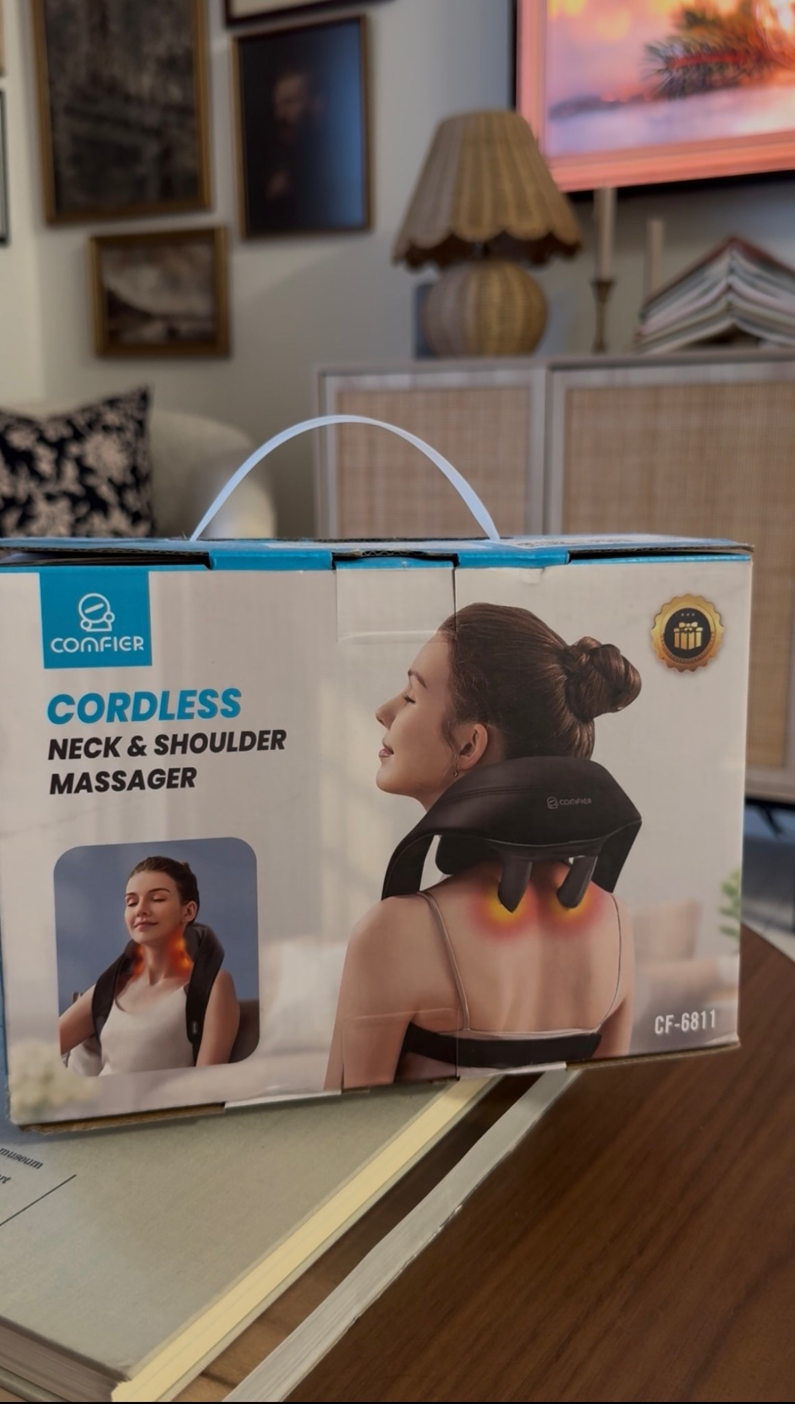 Cordless neck & shoulder massager 