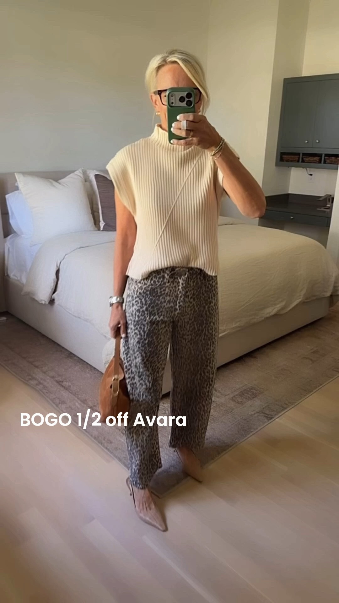 SITEWIDE BOGO 1/2 off Avara !! 

Denim tts 27
Sweaters small

#LTKSaleAlert #LTKOver40 #LTKootd