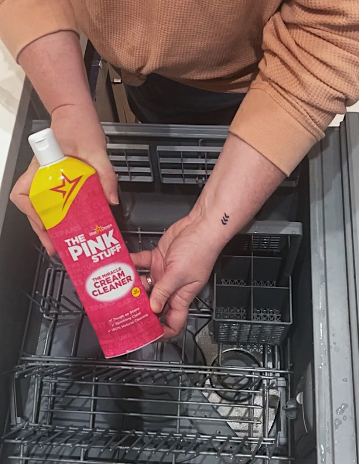 Cleaning the dishwasher with my Pink Stuff!

#LTKhome