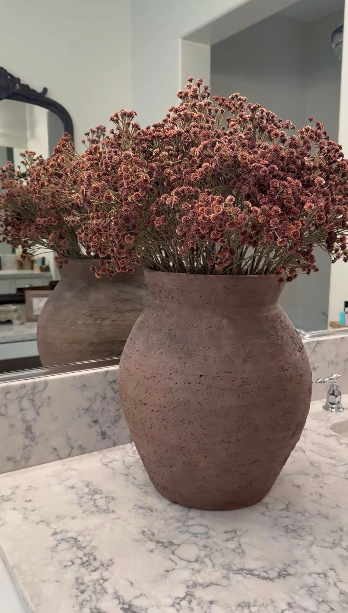 I added some new faux florals to this extra large vase I’ve had for a while. This vase is substantial in size and quality at a really great price point. The stems are from Hobby Lobby but I linked some other options that would be beautiful as well. For reference, I have 30 stems in this vase. | seasonal floral | fall floral | fall decor | spring floral | spring decor | Studio McGee | McGee & Co.

#LTKHome #LTKFindsUnder100 #LTKFindsUnder50