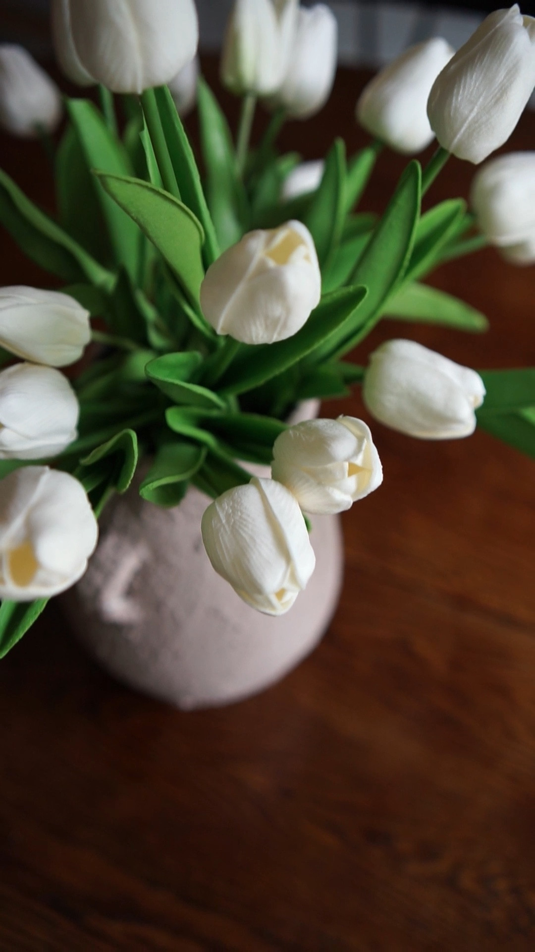 THE BEST faux tulips 🌷 😍

Spring flowers
Spring home
Home design
Home decor 


#LTKSeasonal #LTKHome #LTKStyleTip
