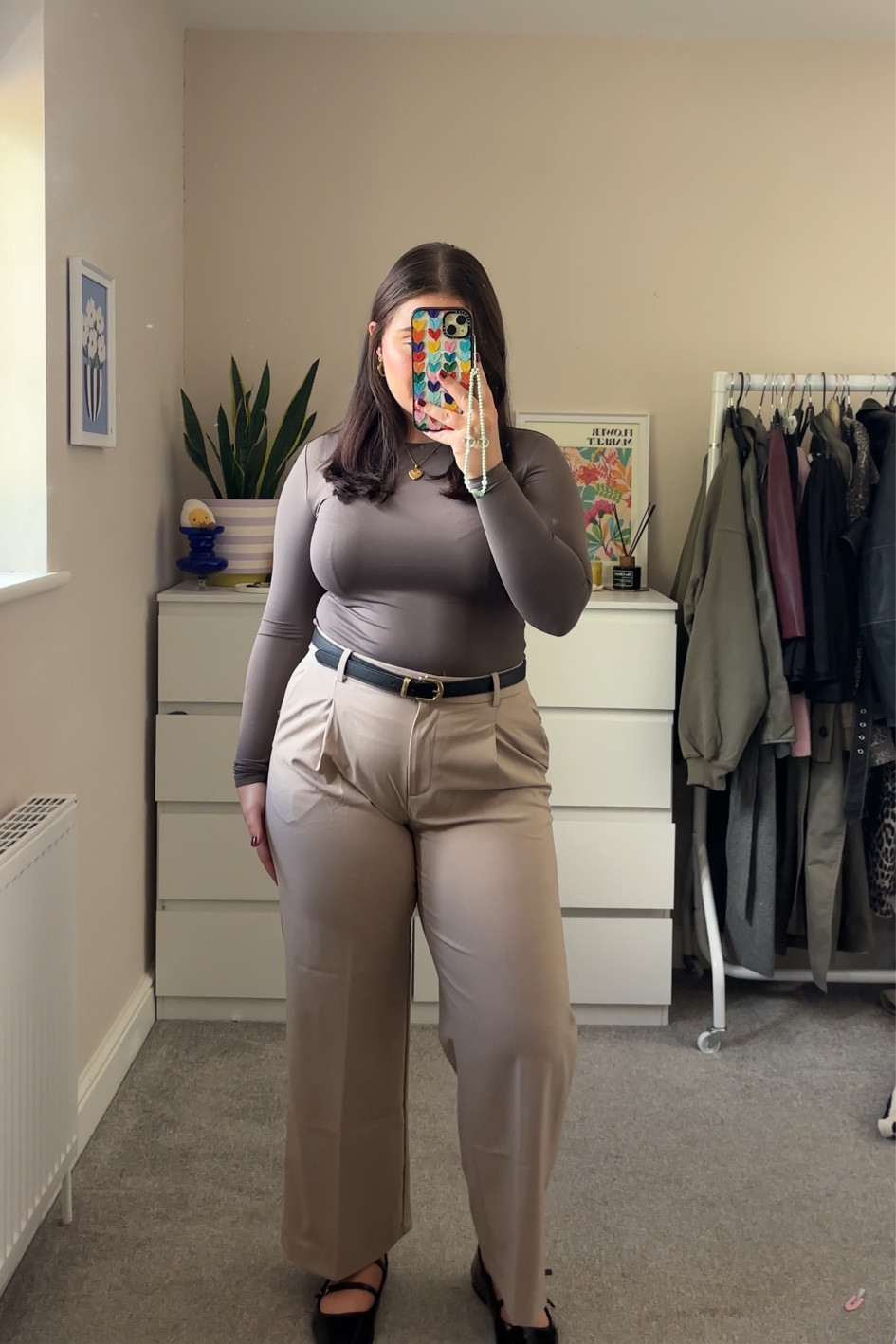 H&M long sleeve top and wide leg trousers
I wear an M for the top and 16 in the trousers, they fit like a glove at the waist but don’t give the same vibe as the website, would potentially size up if you have bigger thighs like me!

#LTKuk #LTKmidsize #LTKautumn