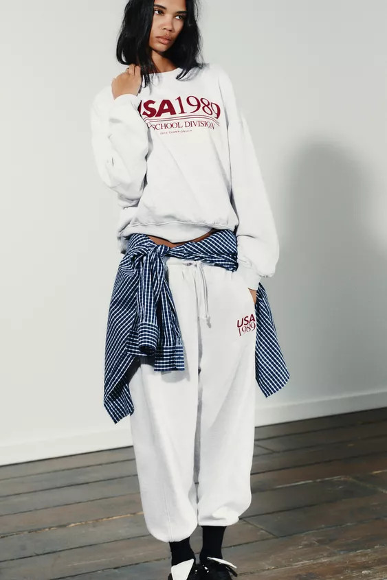 SLOGAN SWEATSHIRT | Zara UK