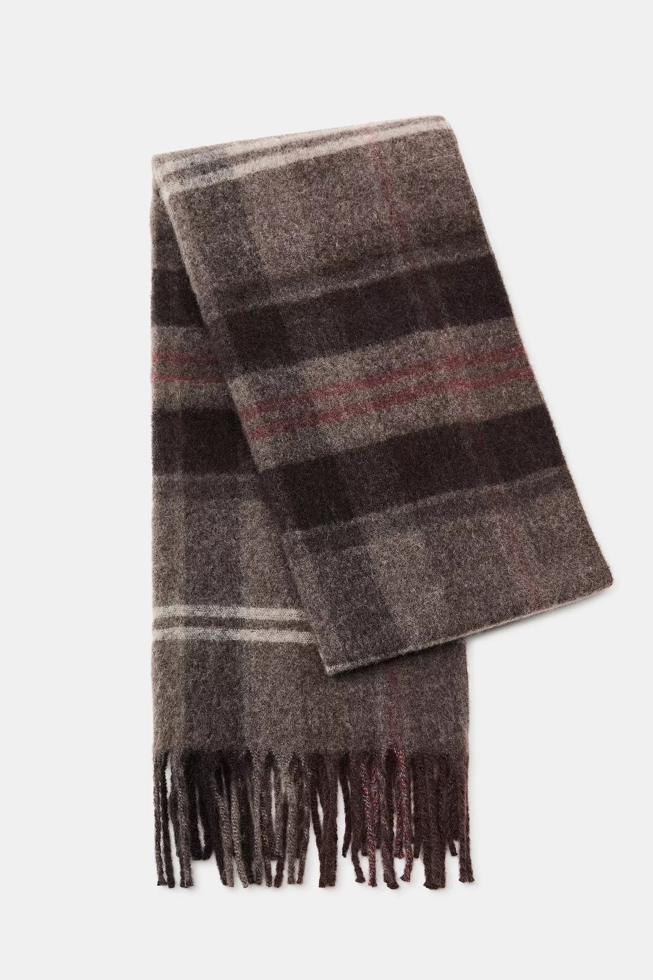 ZARA find: Plaid fringe scarf under $50 

#LTKGiftGuide #LTKFindsUnder50 #LTKHoliday
