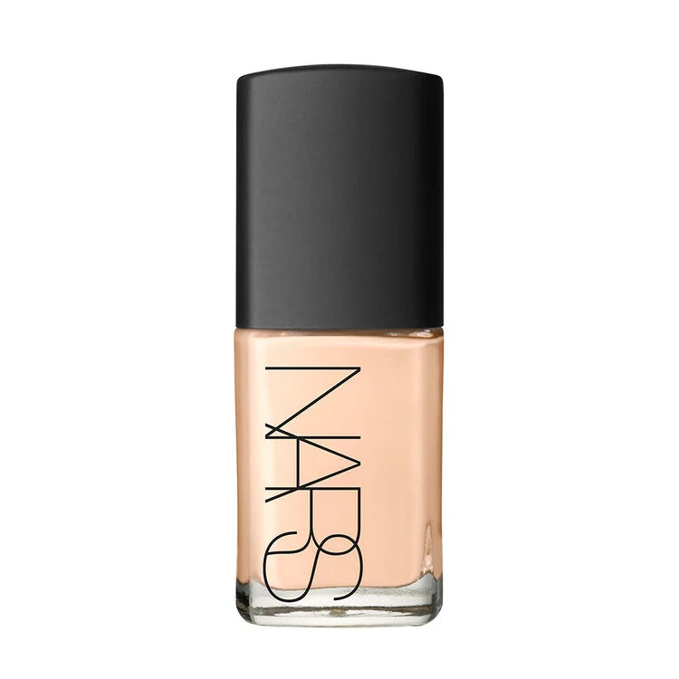 Sheer Glow Foundation | NARS (US)