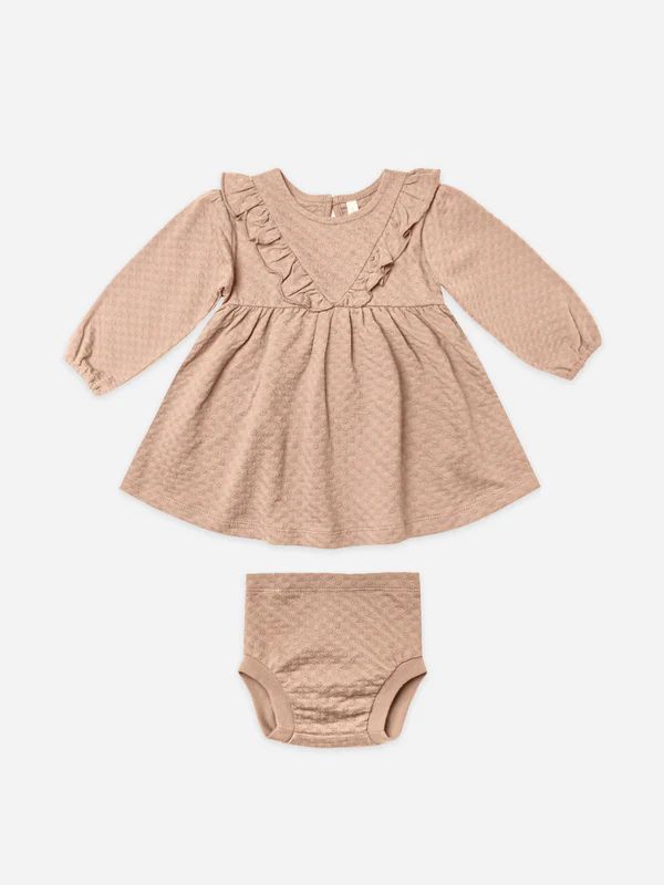 long sleeve ruffle v dress | blush | Quincy Mae