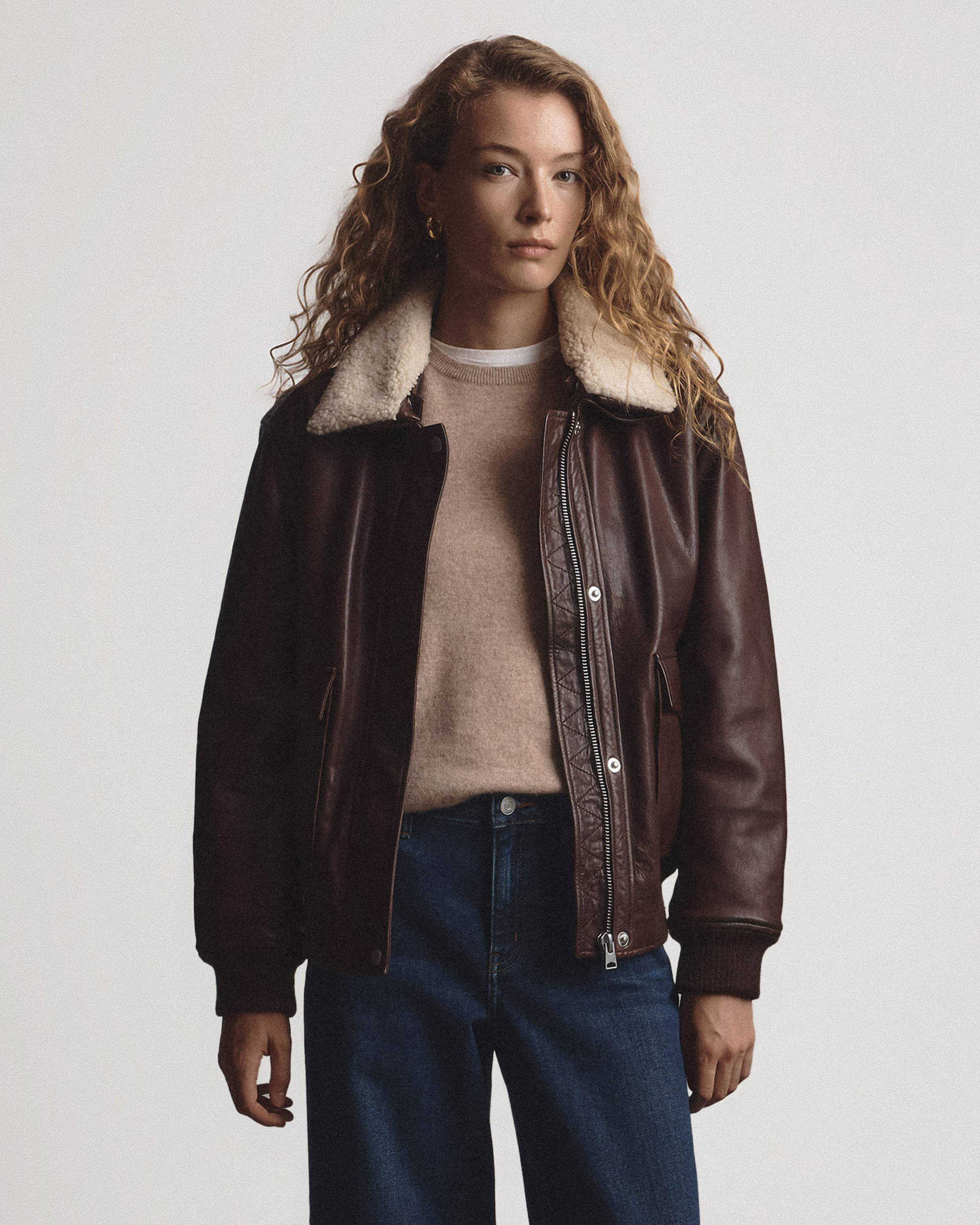Quince | Women's Shearling Trim Aviator Jacket in Black, Size Large, Leather | Quince