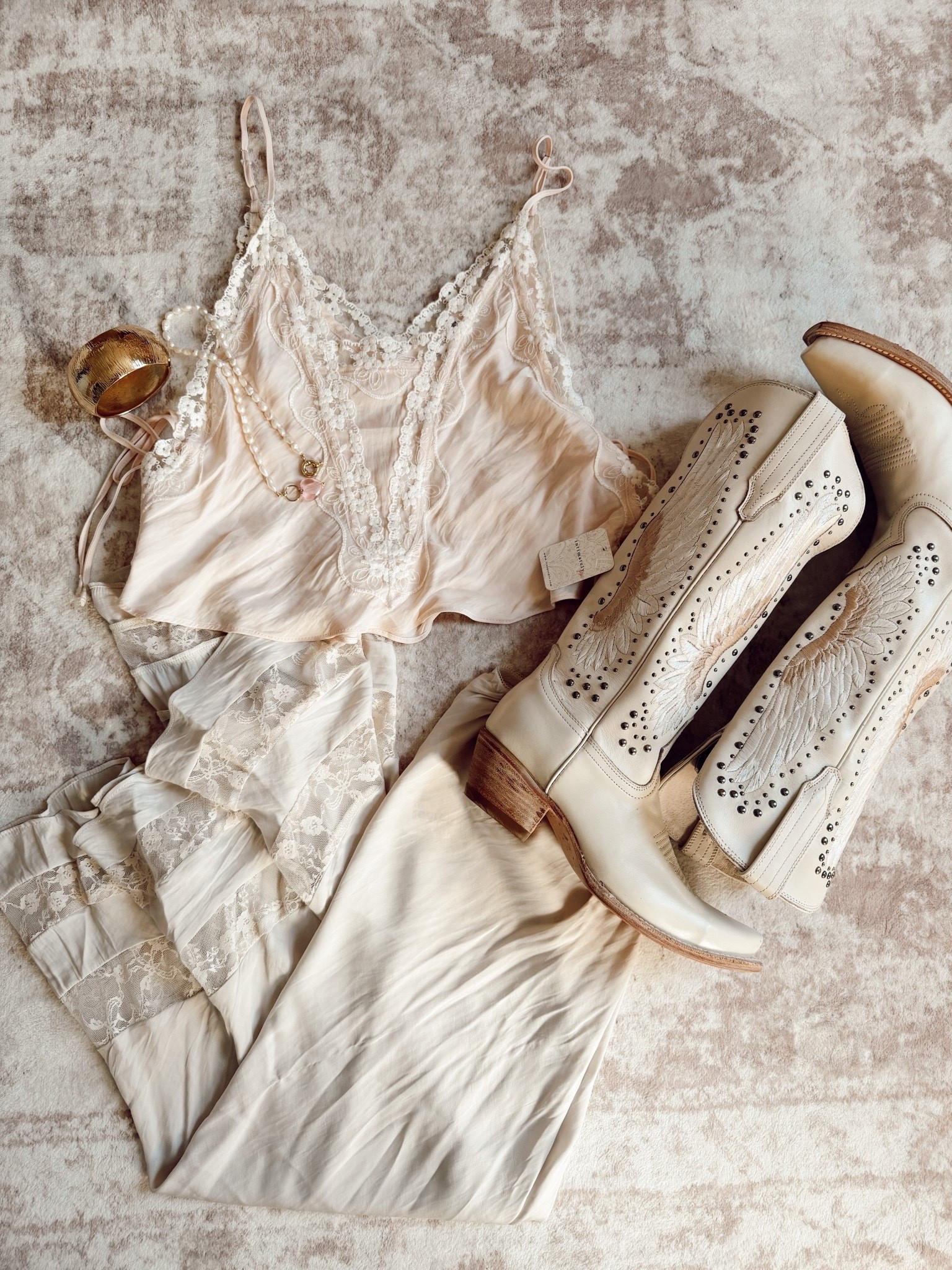This cutie skirt I wore in some bump photos last spring is on sale in the light pink! Perfecttt for a bump / maternity

#LTKootd #LTKmomlife #LTKBump