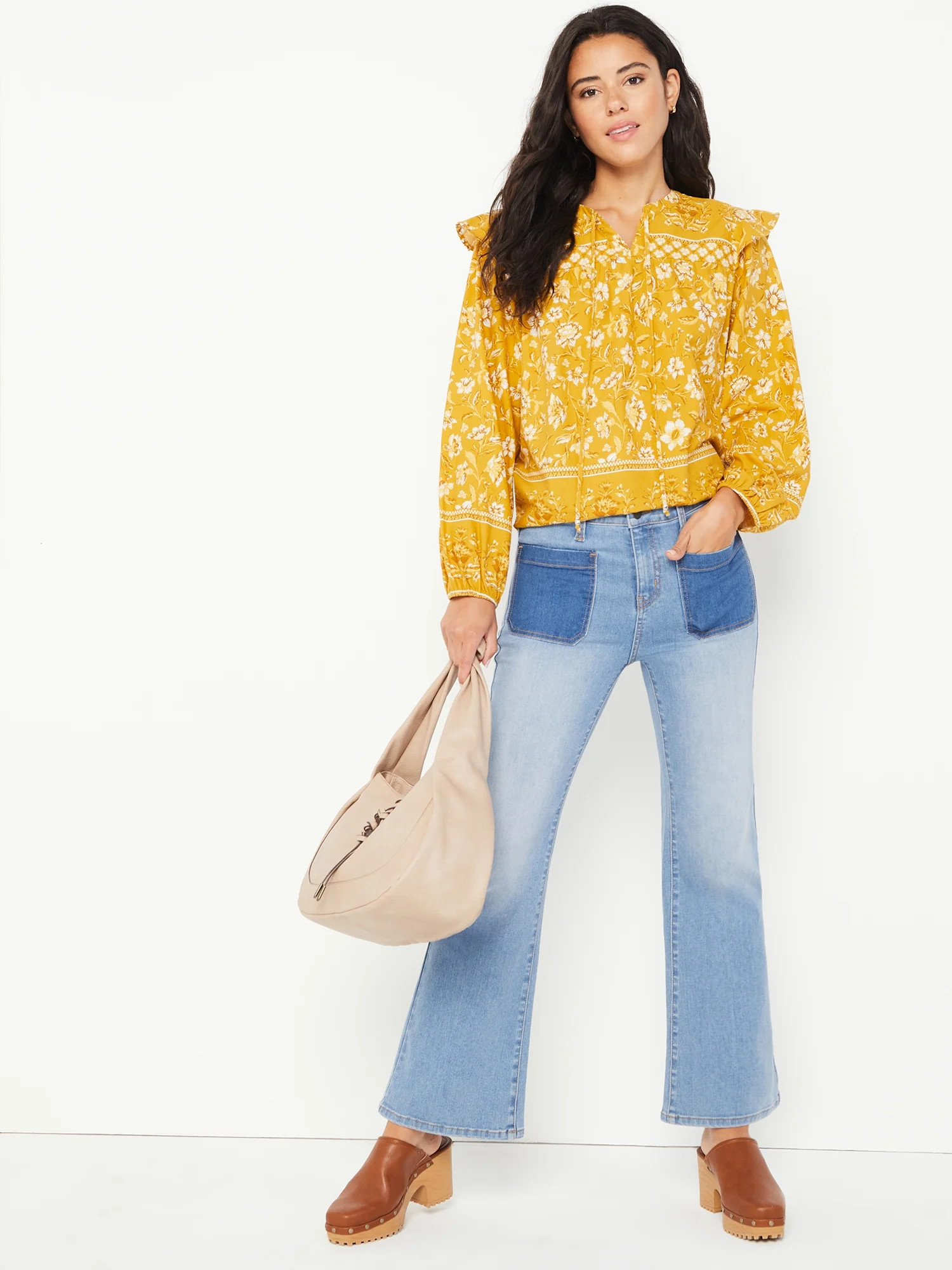 Time and Tru Women's Patch Pocket Flare Jeans - Walmart.com | Walmart (US)