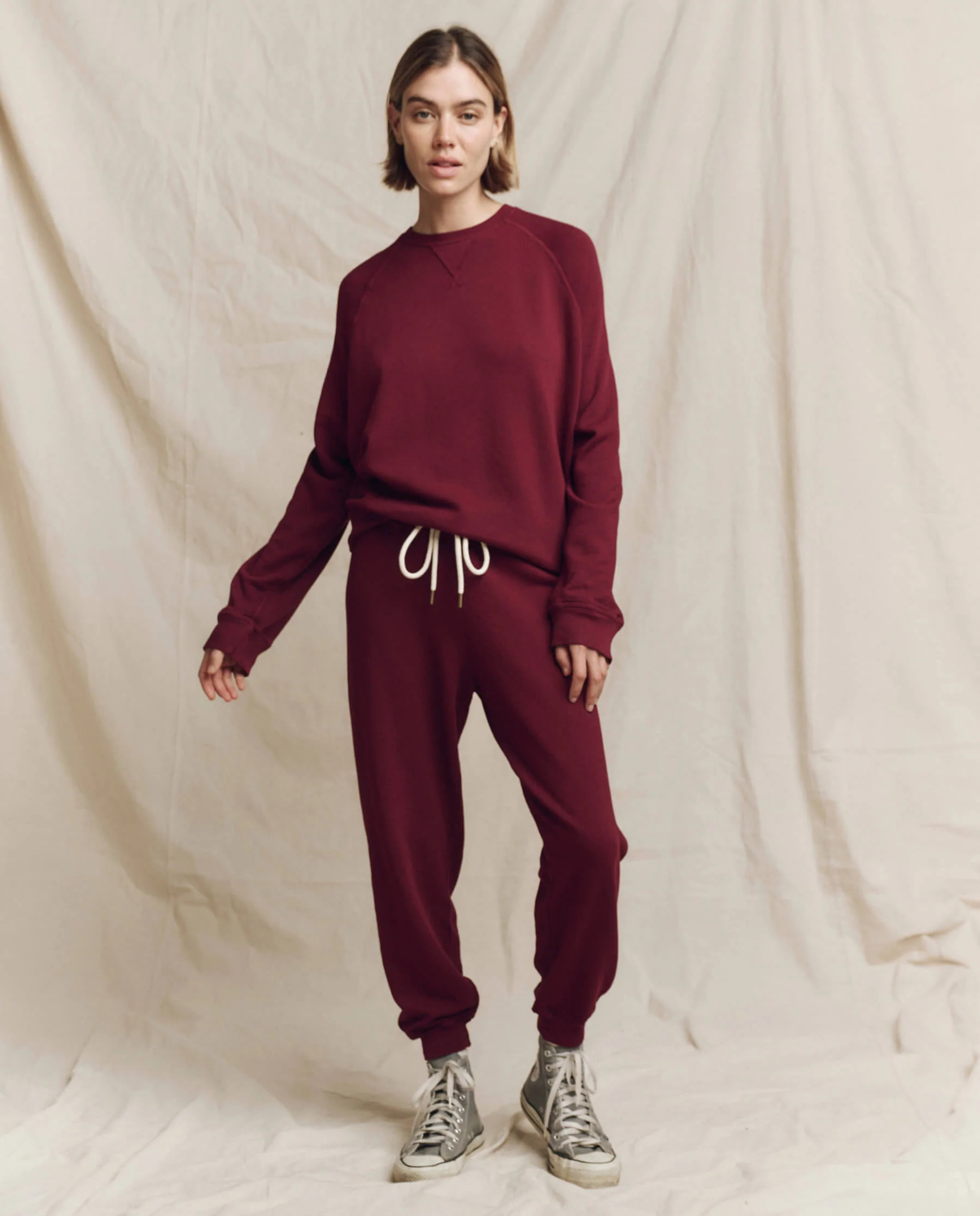 The Slouch Sweatshirt. Solid -- Plum | THE GREAT.