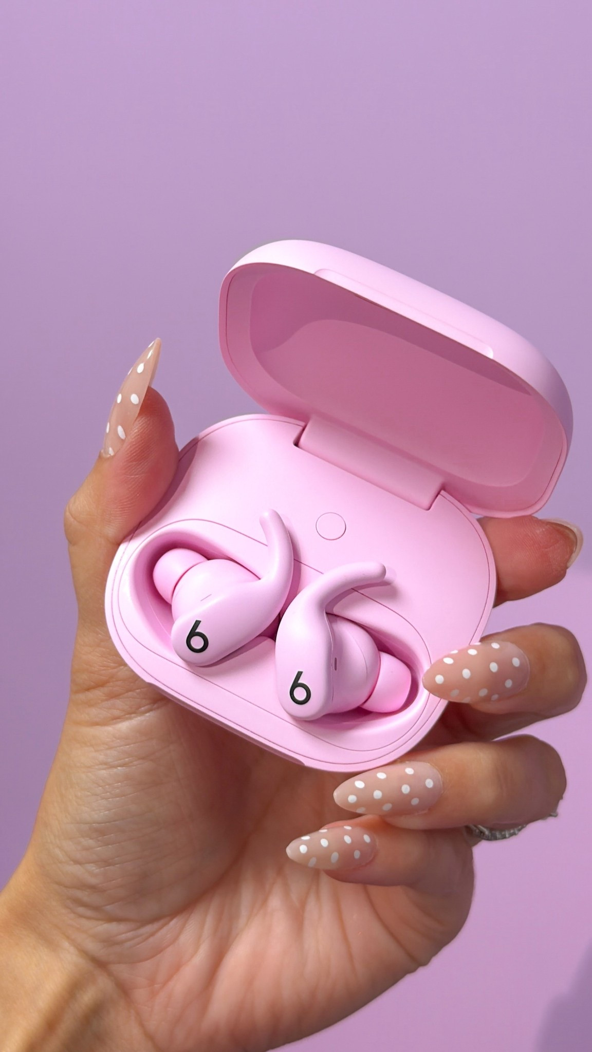 pink earbuds!! #tech #earbuds 