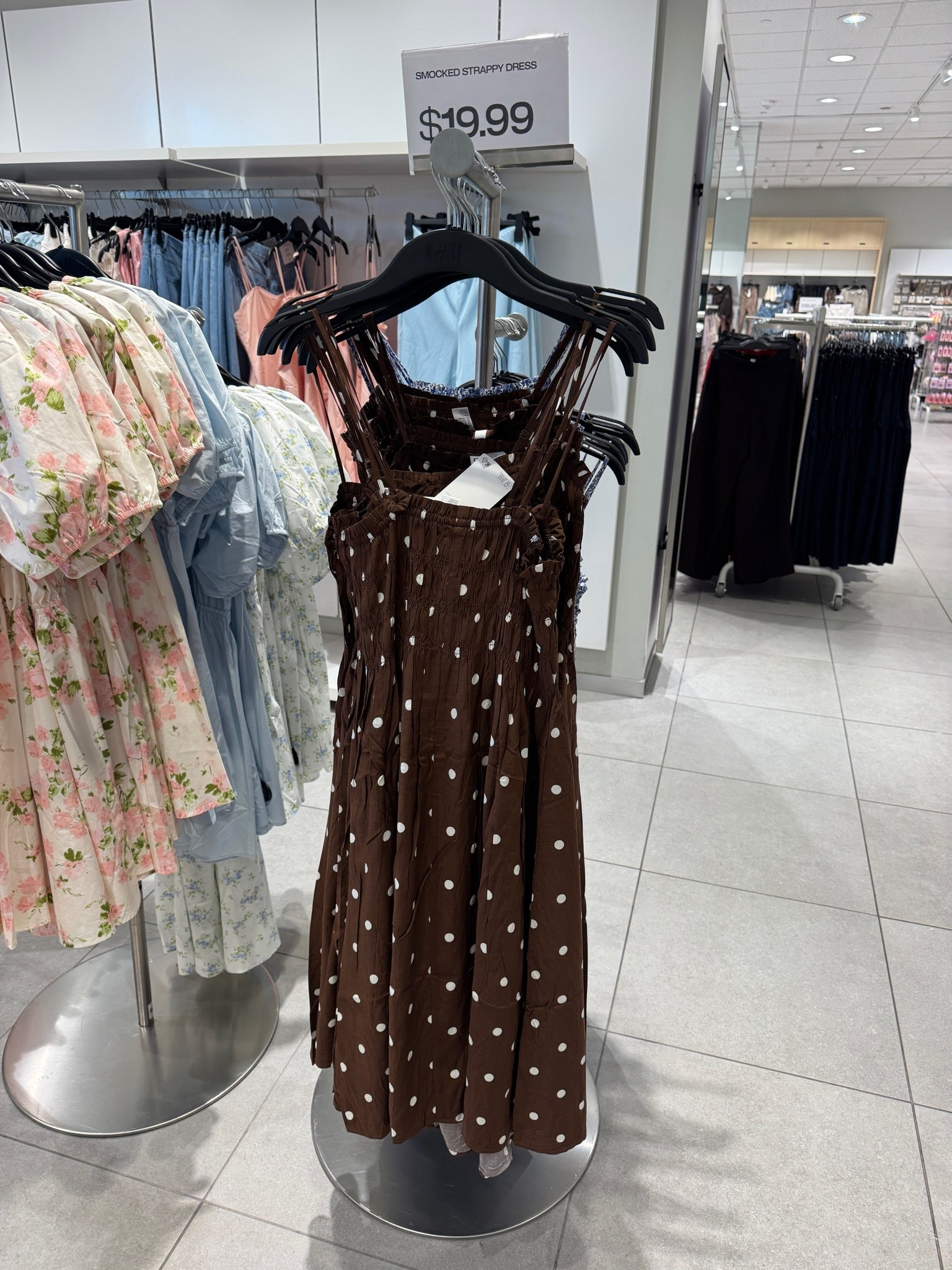 H&M Polka Dot Dress. Under $20

#LTKdayinmylife #LTKgrwm #LTKSeasonal