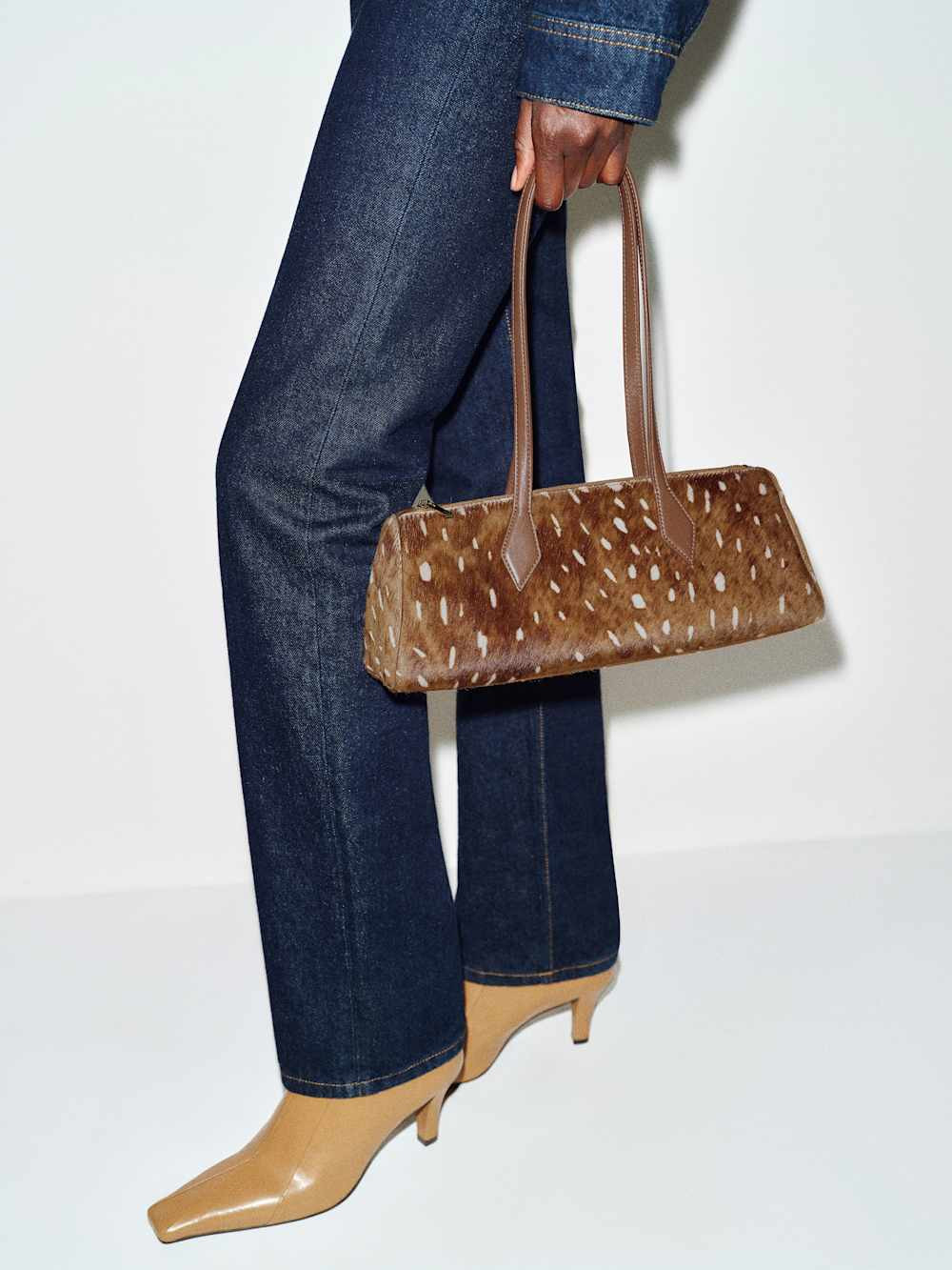 Sofia East West Shoulder Bag | Reformation (Global)