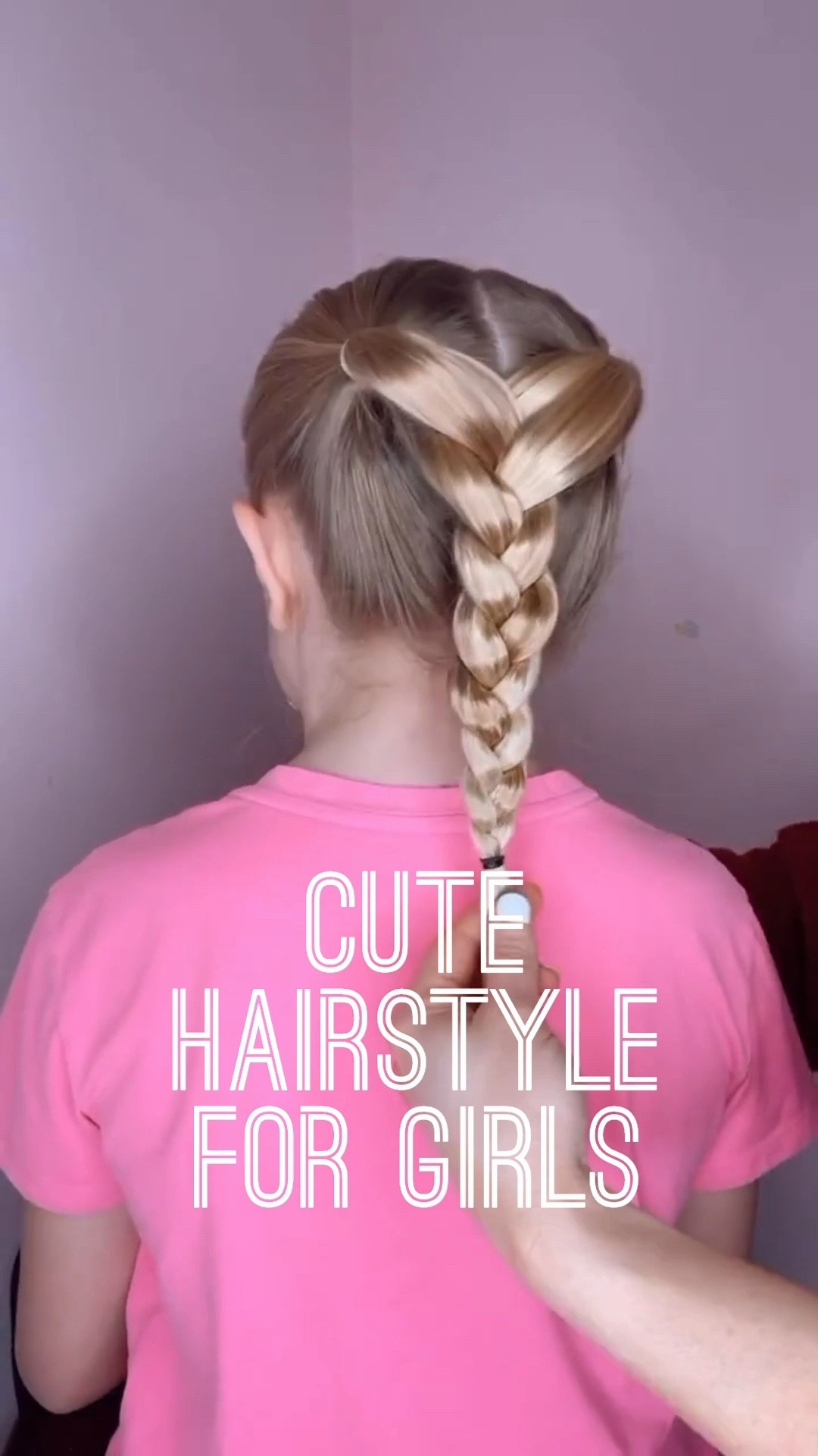 CUTE HAIRSTYLE FOR THE SUMMER 🩷 This is such a cute one! I love how easy this one is to do! Sharing my favorite hair products with you, too! ✨

#LTKBeauty