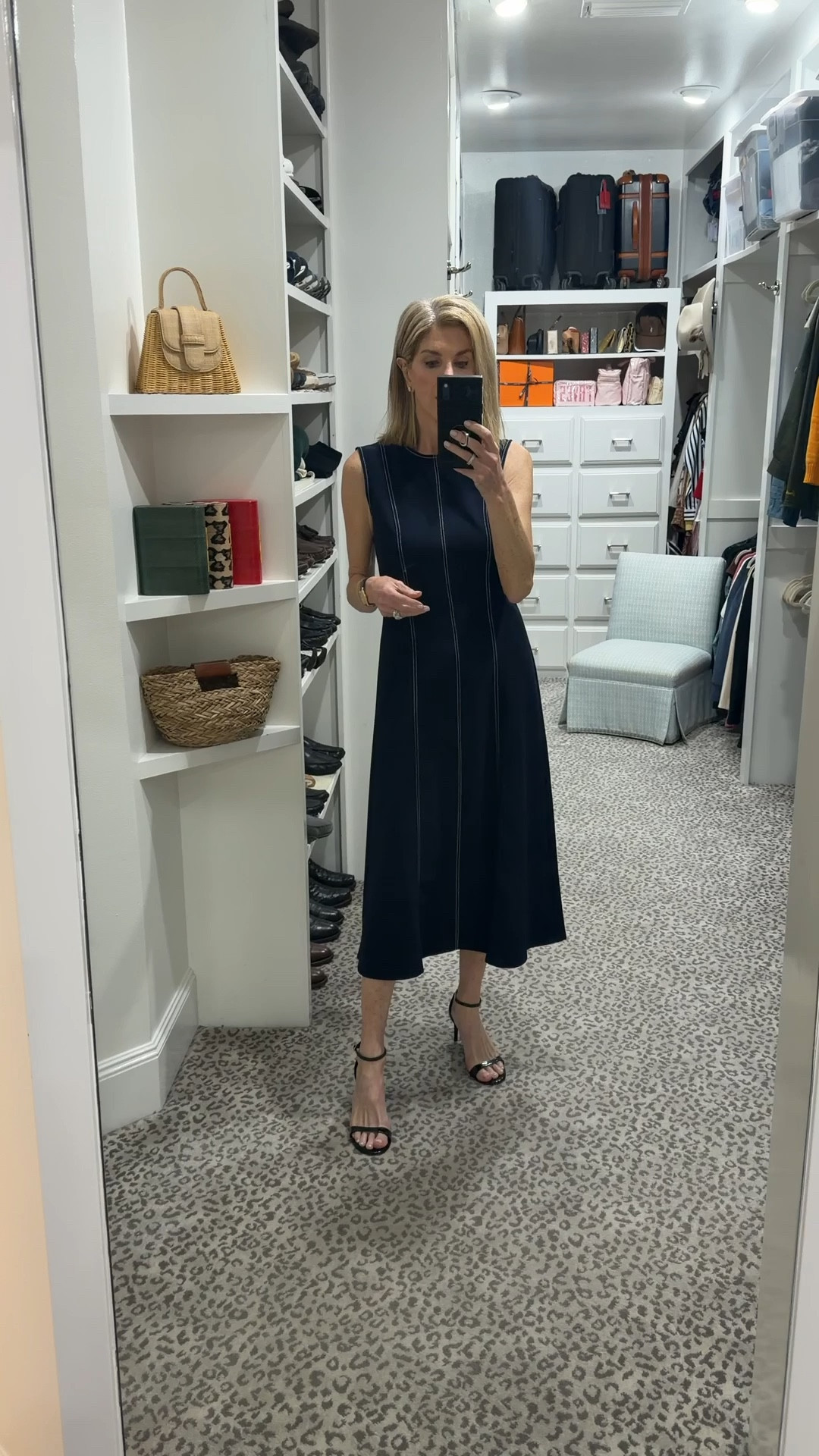 Beautiful navy denim dress. Wearing size 4 

#LTKootd #LTKgrwm #LTKOver40