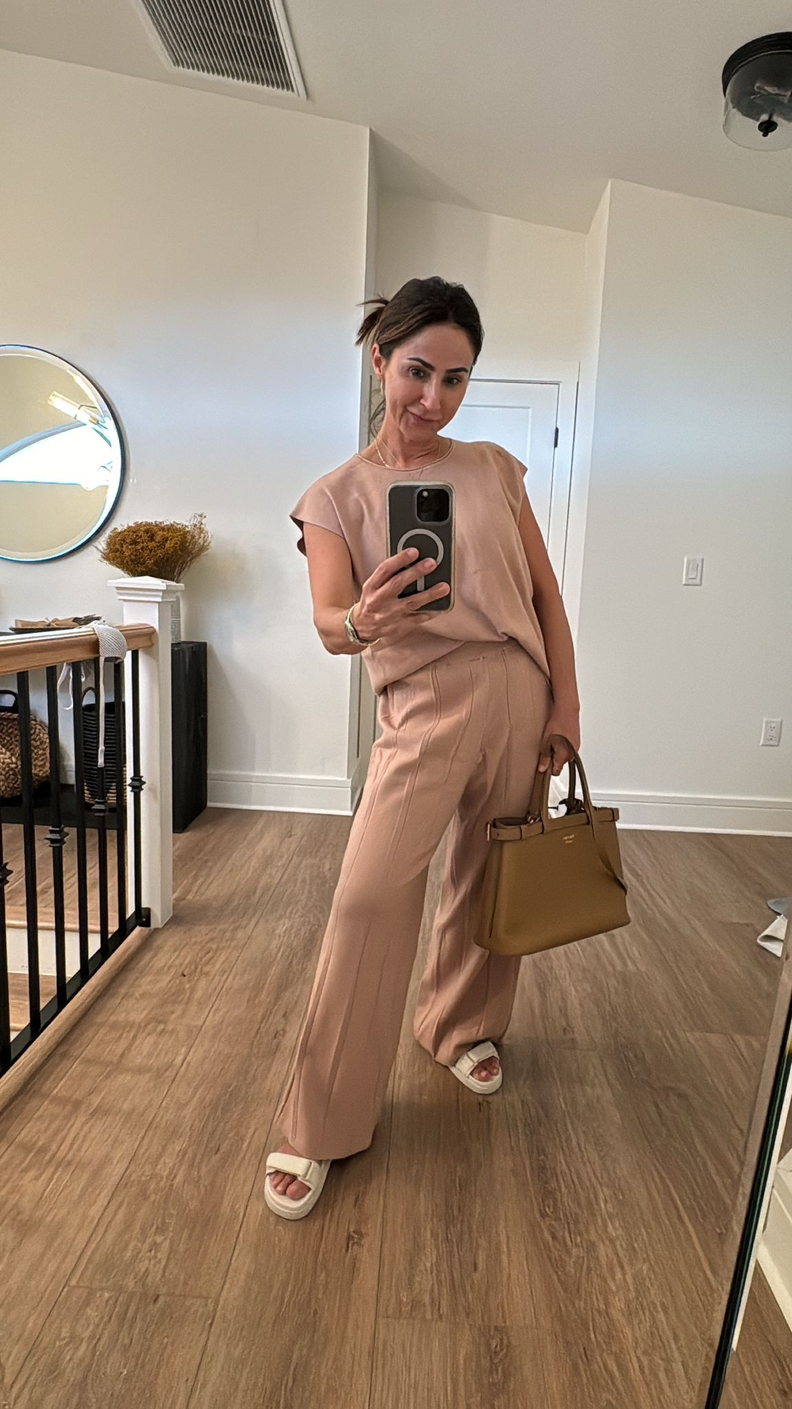 Outfit súper cómodo para toda ocasión 

Talla S

#LTKSaleAlert #LTKSeasonal #LTKTravel