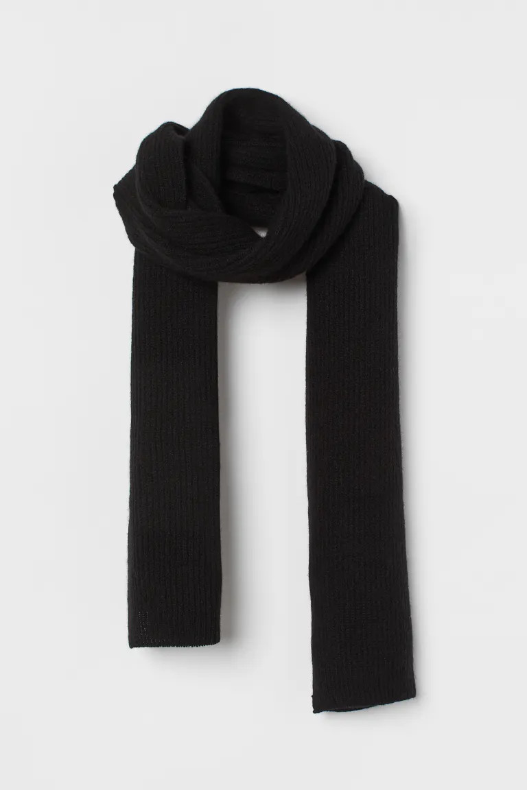Ribbed cashmere scarf | H&M (UK, MY, IN, SG, PH, TW, HK)