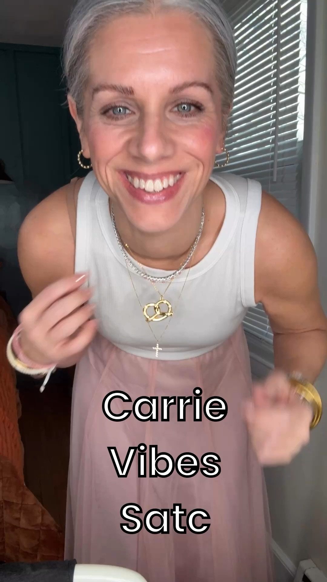 Carrie vibes! #satc @Chicwish 