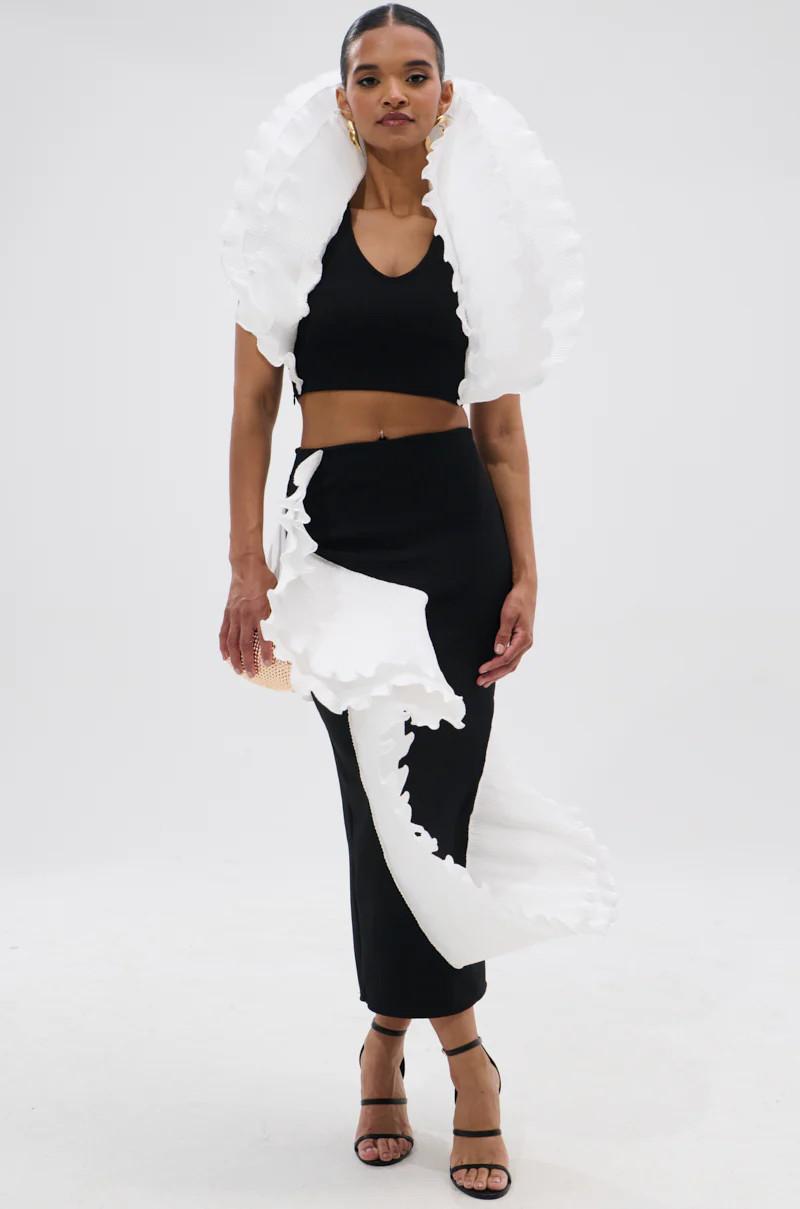 FASHION ICON RUFFLE BANDAGE MAXI SKIRT | AKIRA