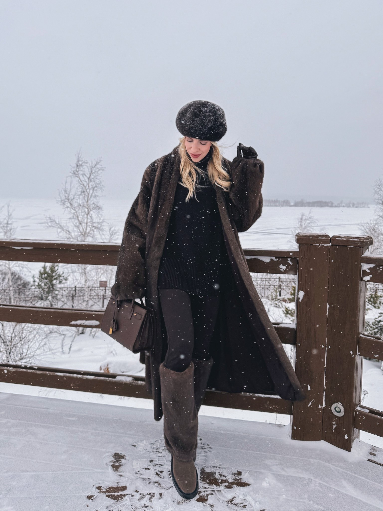 Zara fur snow boots on sale!

Chocolate brown fur coat, winter outfit with dark brown leggings and snow bootss

#LTKSeasonal #LTKSaleAlert #LTKFindsUnder100