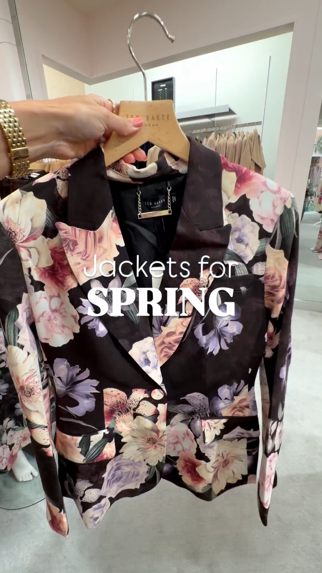 Jackets for spring💐

#LTKSpringSale #LTKSeasonal #LTKOver40