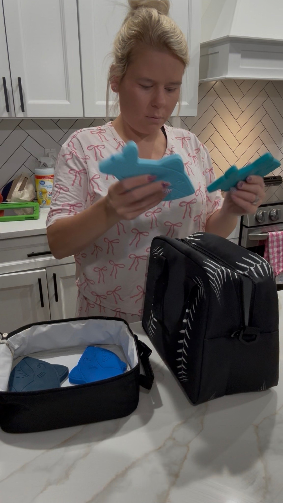 I love using fun ice packs for the kids 