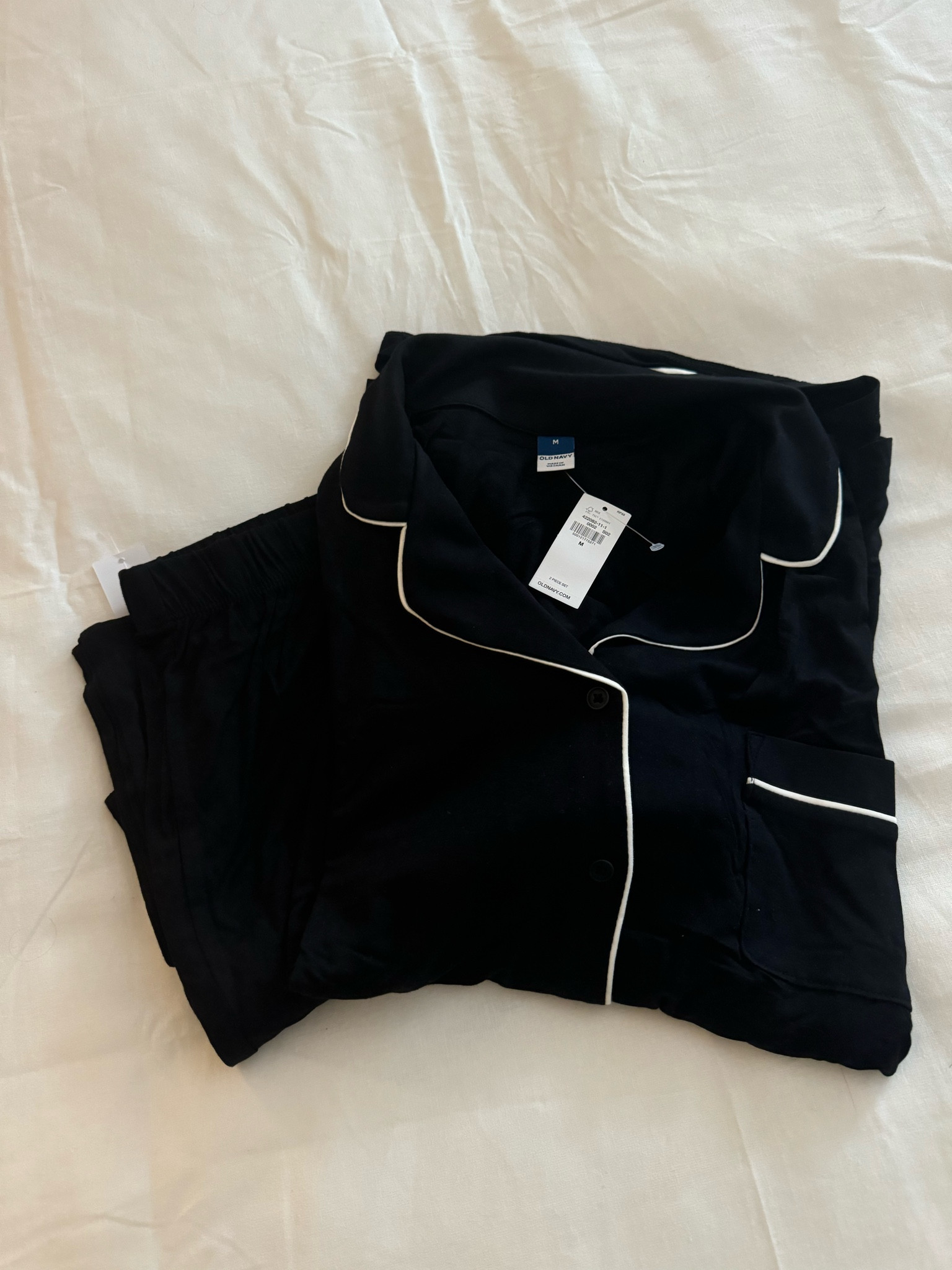 Viral Old Navy - SKIMS dupe pajamas 

#LTKHoliday #LTKGiftGuide #LTKCyberWeek