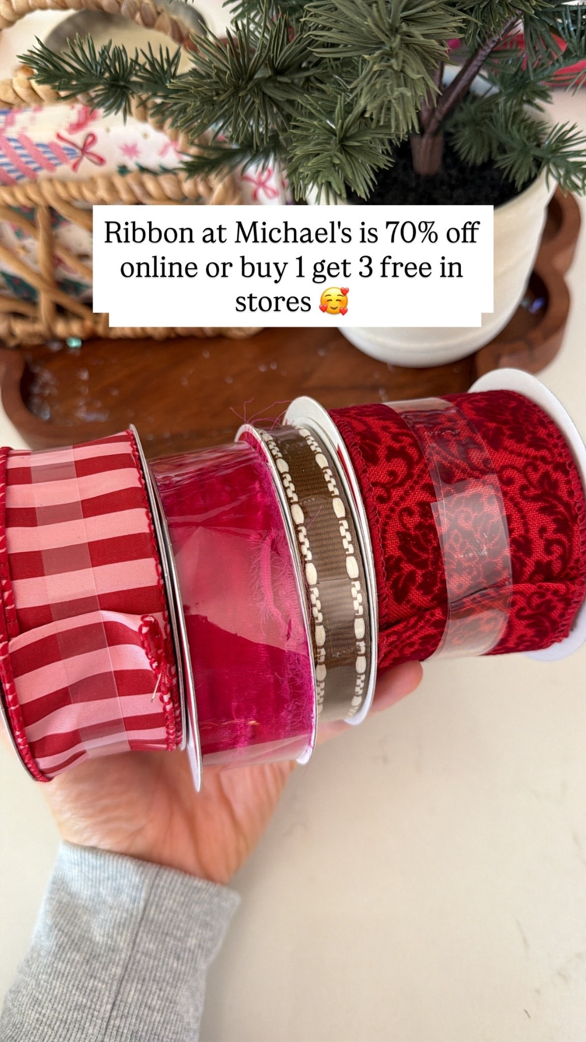 The best deal on holiday ribbon!