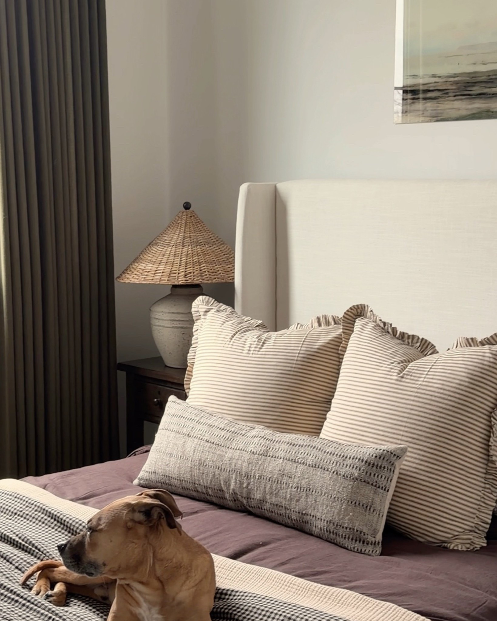 Guest bedroom bedding