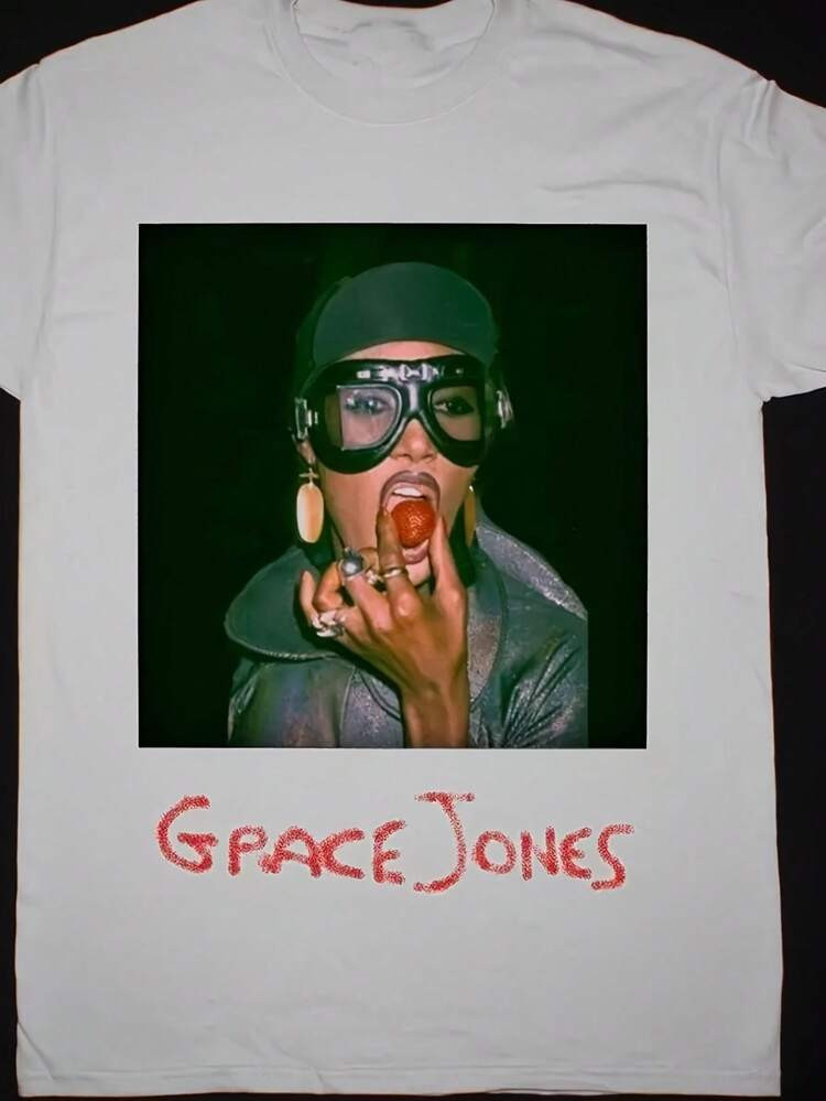 Grace Jones Strawberry Classic Printed T-Shirt, Men's Printed T-Shirt 220g, 100% Cotton, Round Neck Casual Men's Outdoor Short-Sleeved T-Shirt, Vintage Classic Street Men's Short-Sleeved T-Shirt, Daily Four Seasons Wear, Holiday Gifts | SHEIN USA- | SHEIN