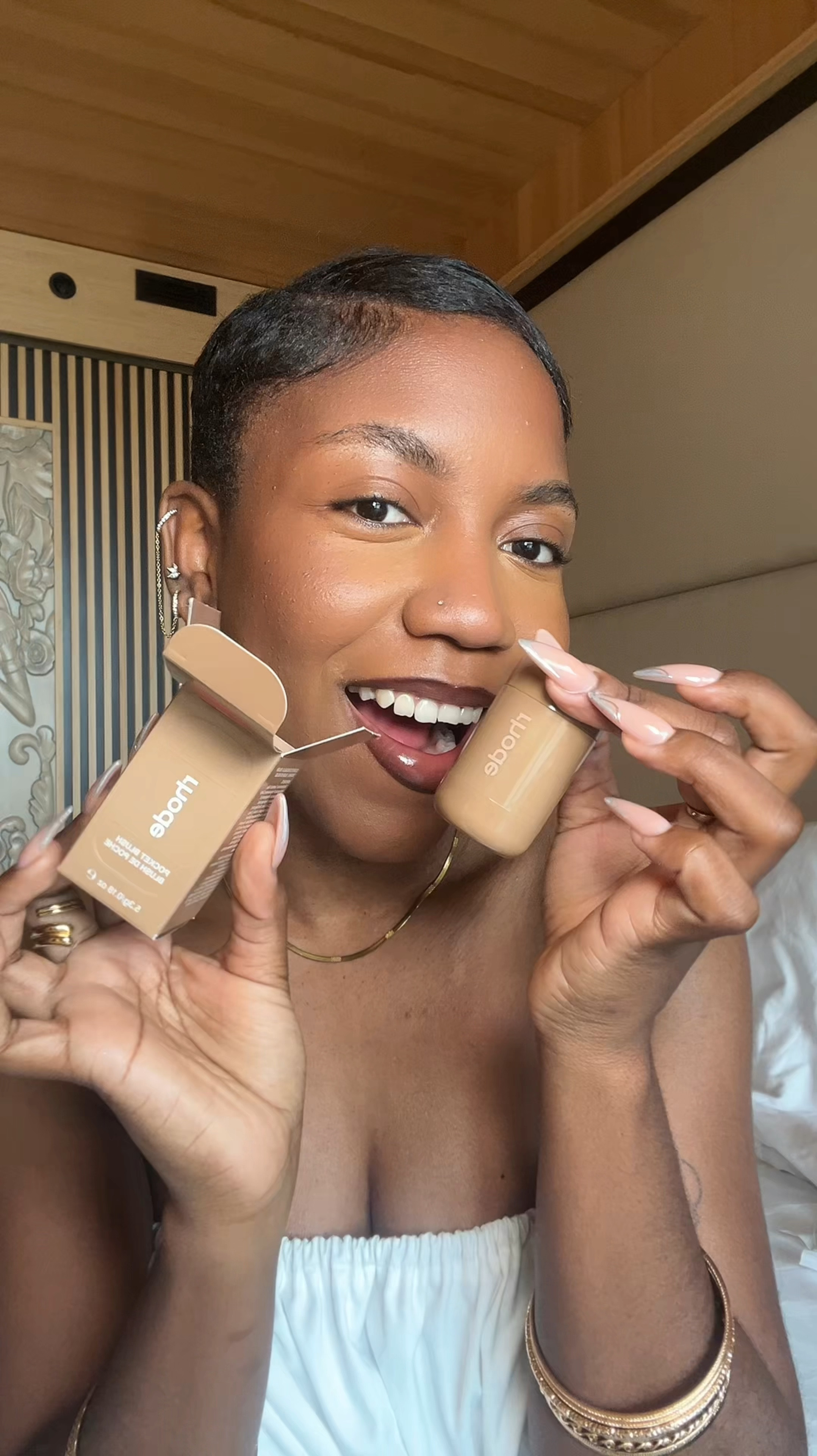 Rhode blushes try on. Orange blush. Coral blush. dewy skin. summer makeup. summer routine. Rhode pocket blush. makeup tutorial. black girl makeup. full coverage concealer. elf concealer. charlotte tilbury flawless filter. no makeup-makeup. fake freckles. dark brown lip liner

#LTKnederlands #LTKbeauty #LTKeurope