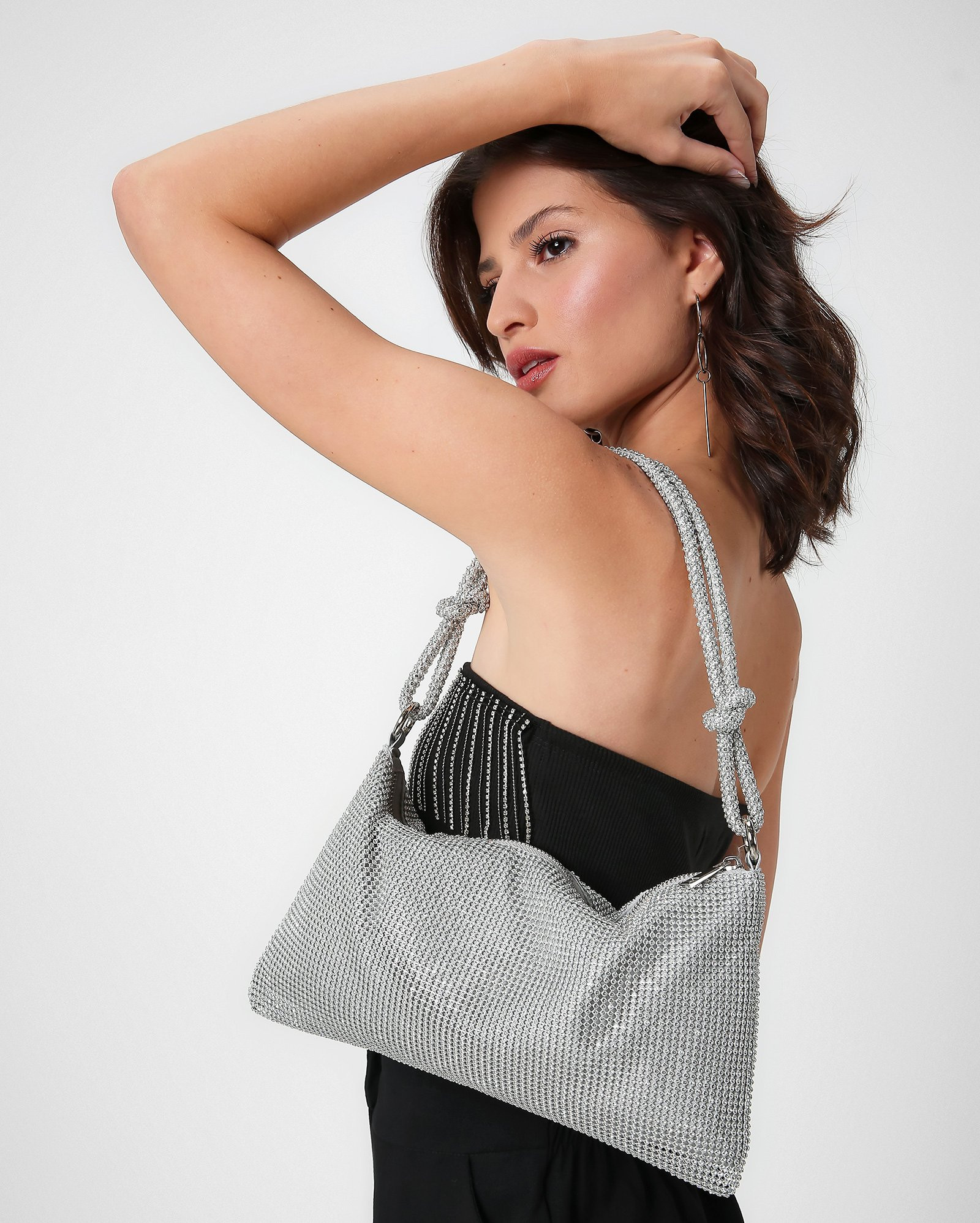 Bolsa baguete malha de brilho prata | Accessori by Riachuelo | Riachuelo (BR)